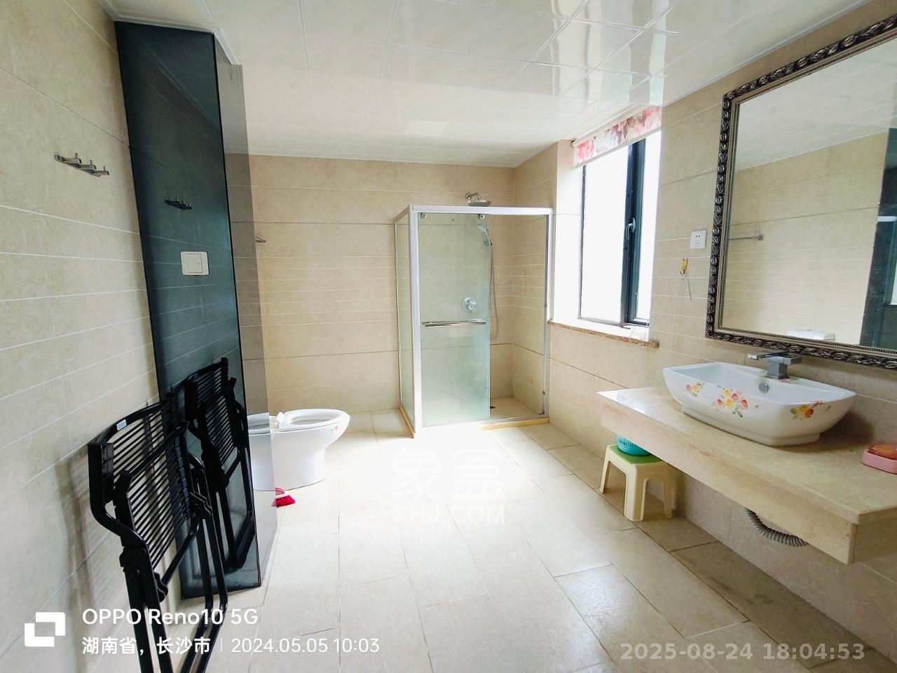 美林水郡 4室2厅2卫 3000.0元/月 美林水郡 4室2厅2卫 3000.0元/月室内图