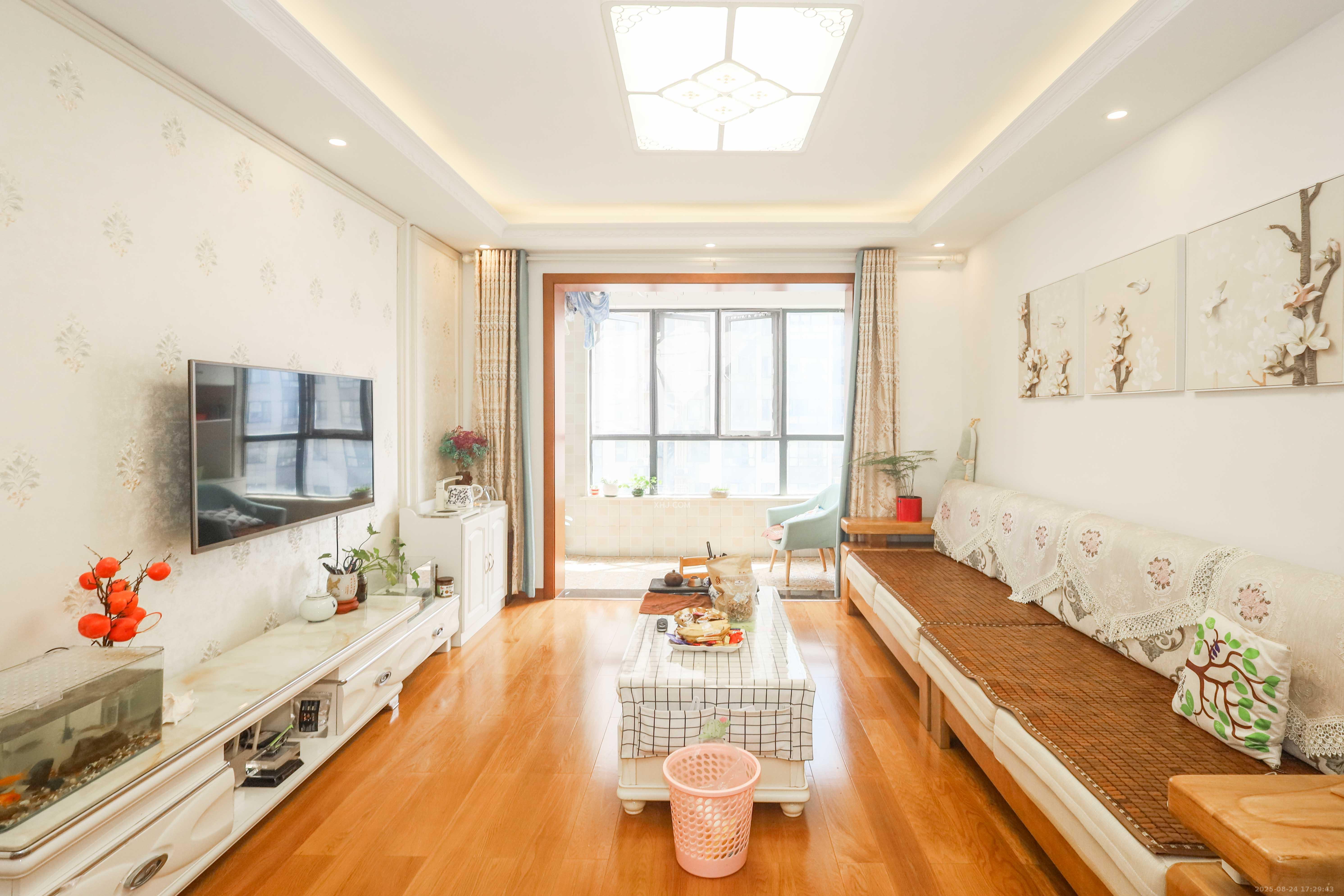 中国铁建梅溪青秀一期 3室2厅1卫 106.0万 中国铁建梅溪青秀一期 3室2厅1卫 106.0万客厅