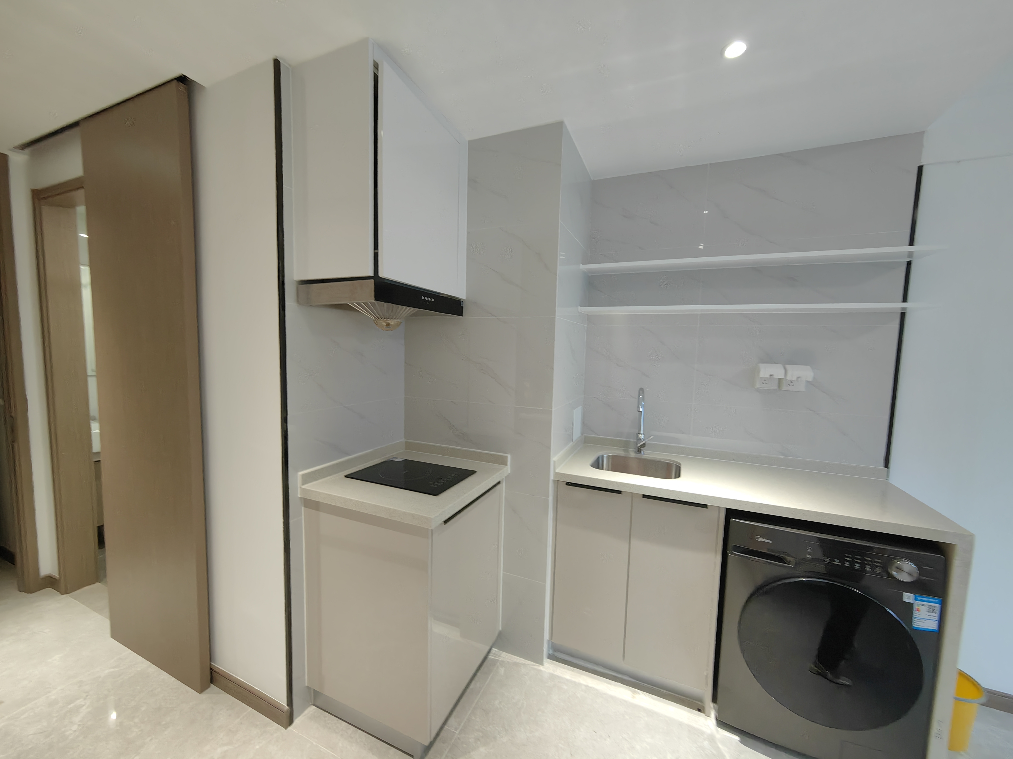 龙湖光年 1室1厅1卫 1700.0元/月 龙湖光年 1室1厅1卫 1700.0元/月室内图