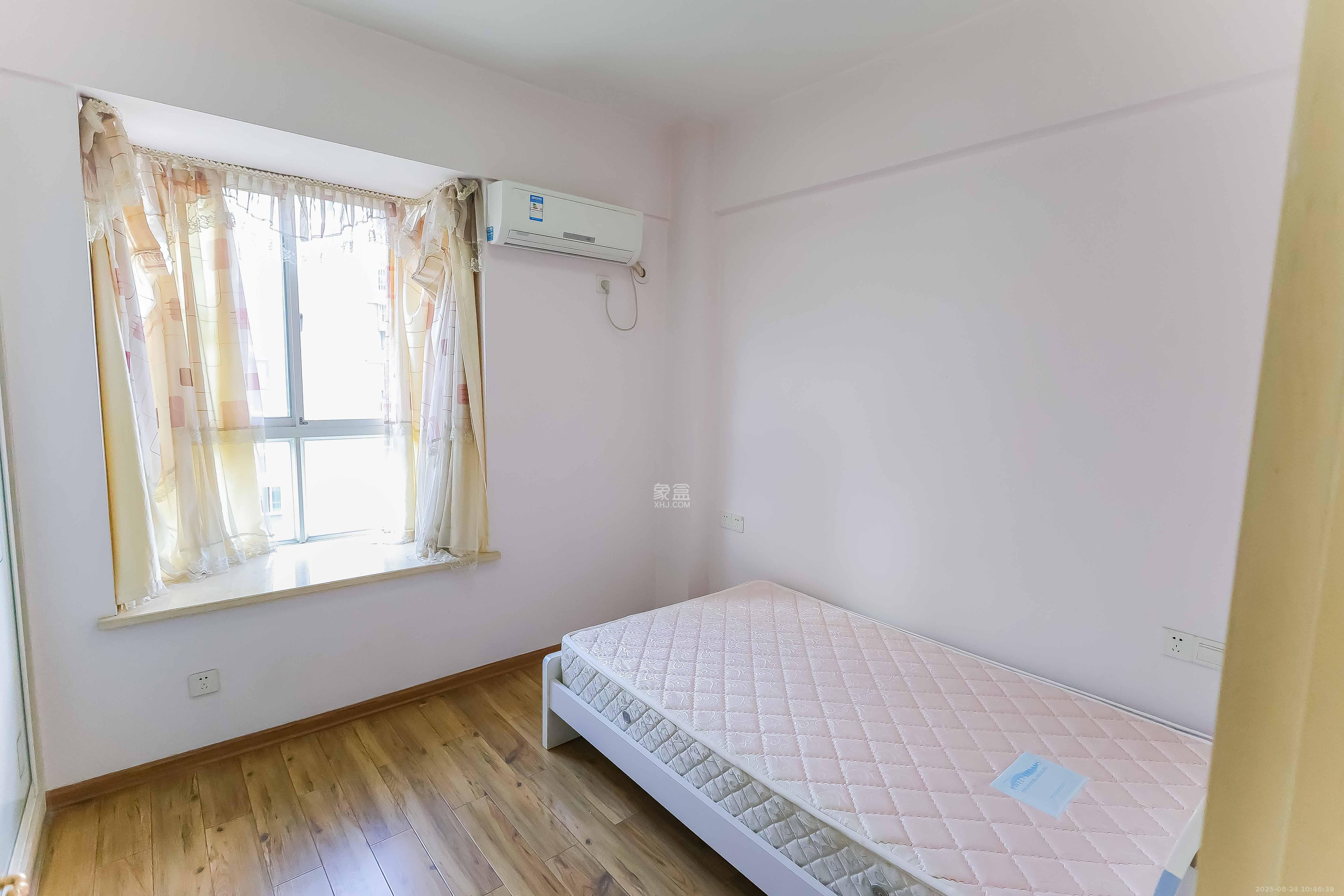 城市山水豪园(山水城市风景) 3室2厅2卫 110.0万 城市山水豪园(山水城市风景) 3室2厅2卫 110.0万其他