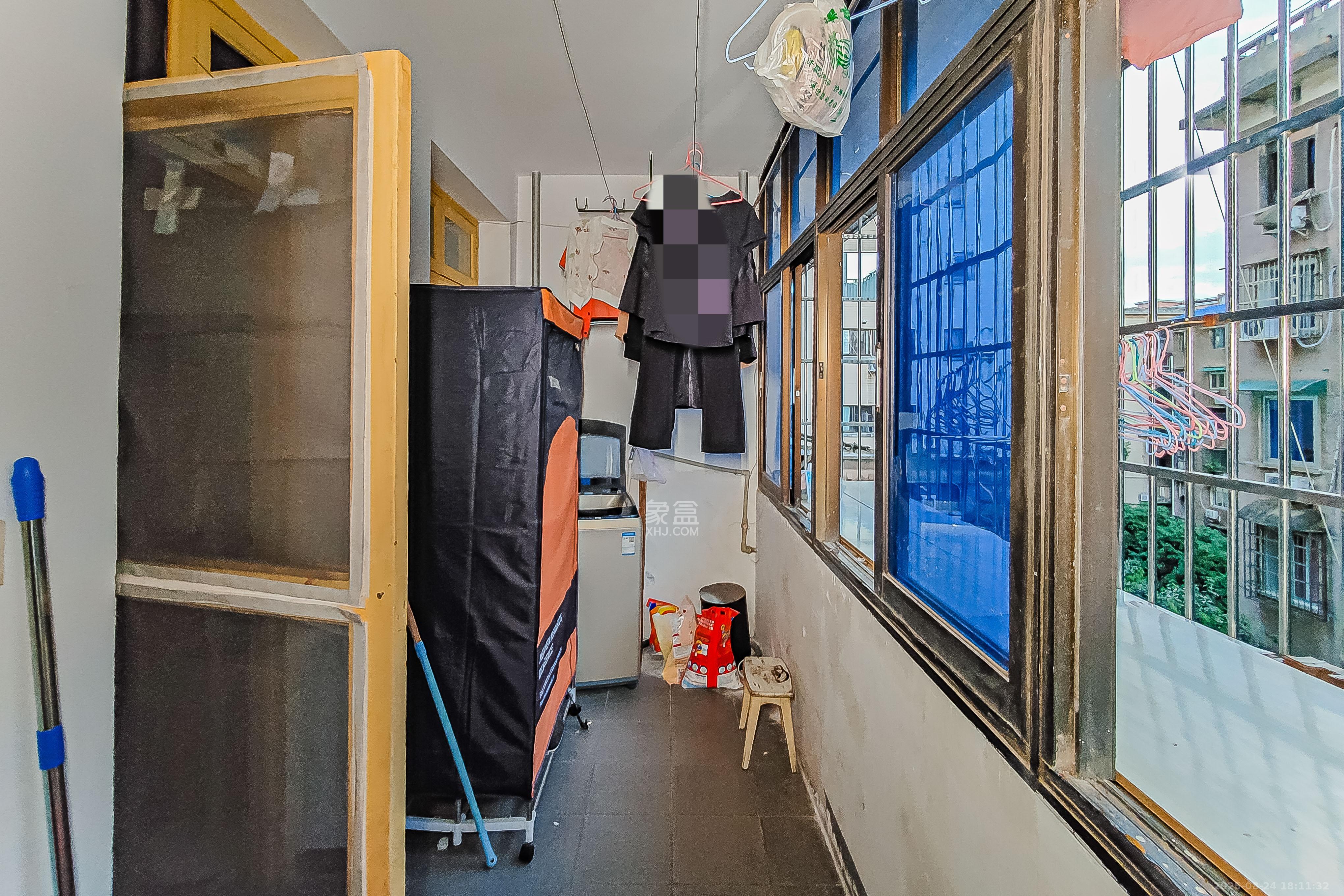 化油器厂宿舍  2室2厅1卫    43.6万阳台