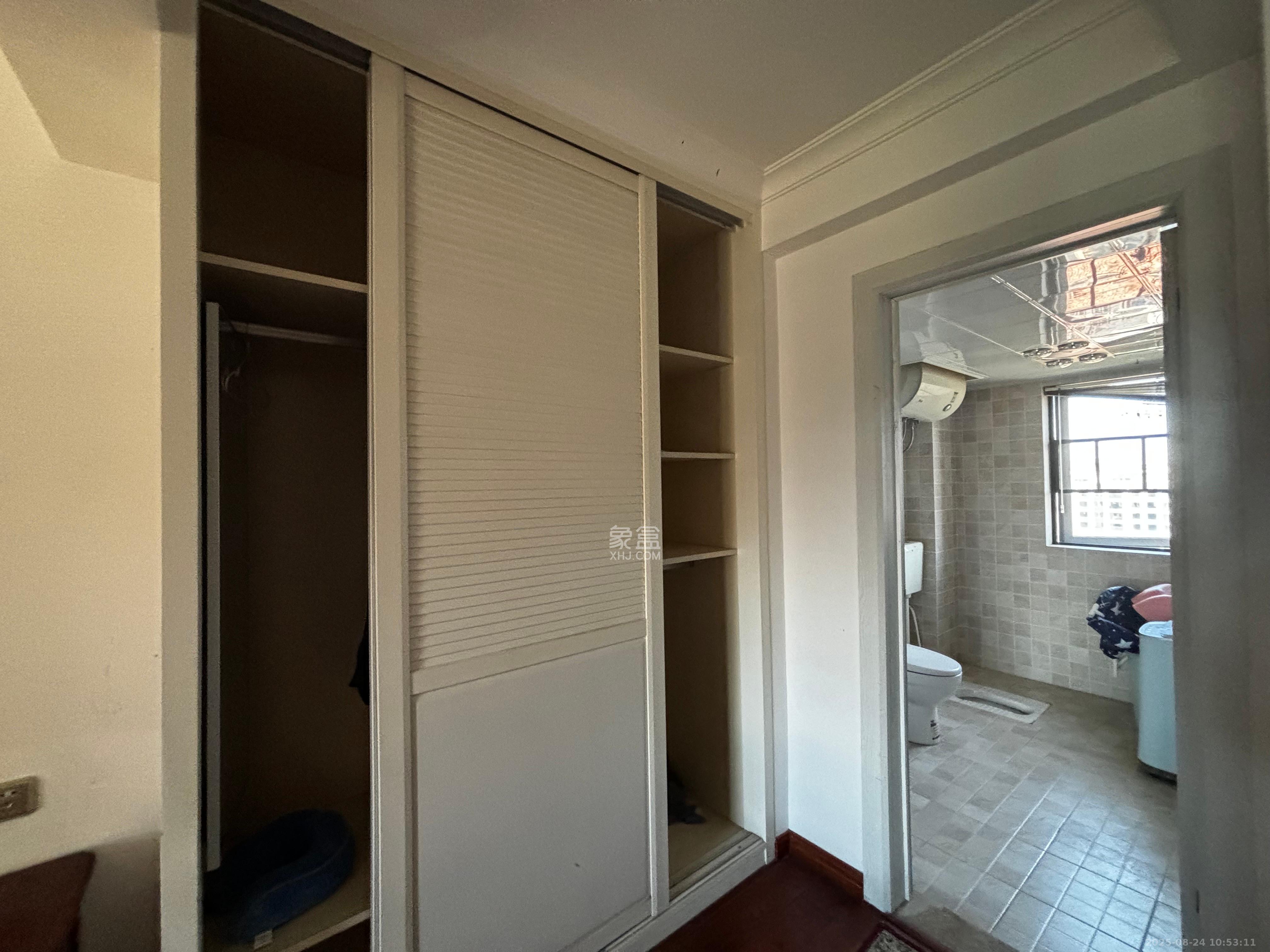 中建芙蓉嘉苑 3室2厅2卫 2400.0元/月 中建芙蓉嘉苑 3室2厅2卫 2400.0元/月室内图