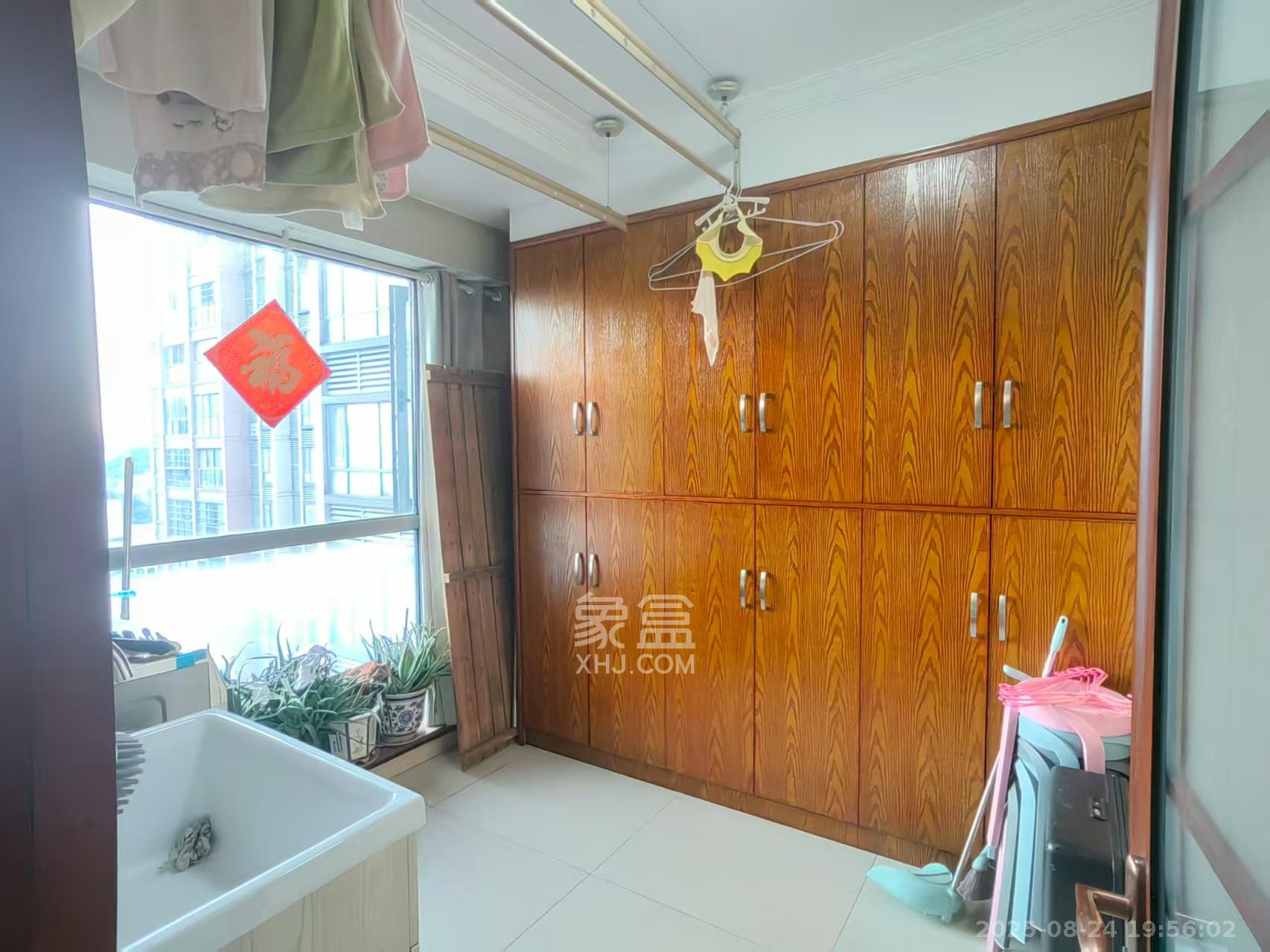 盛世耀凯  3室2厅1卫    2500.0元/月 盛世耀凯  3室2厅1卫    2500.0元/月室内图