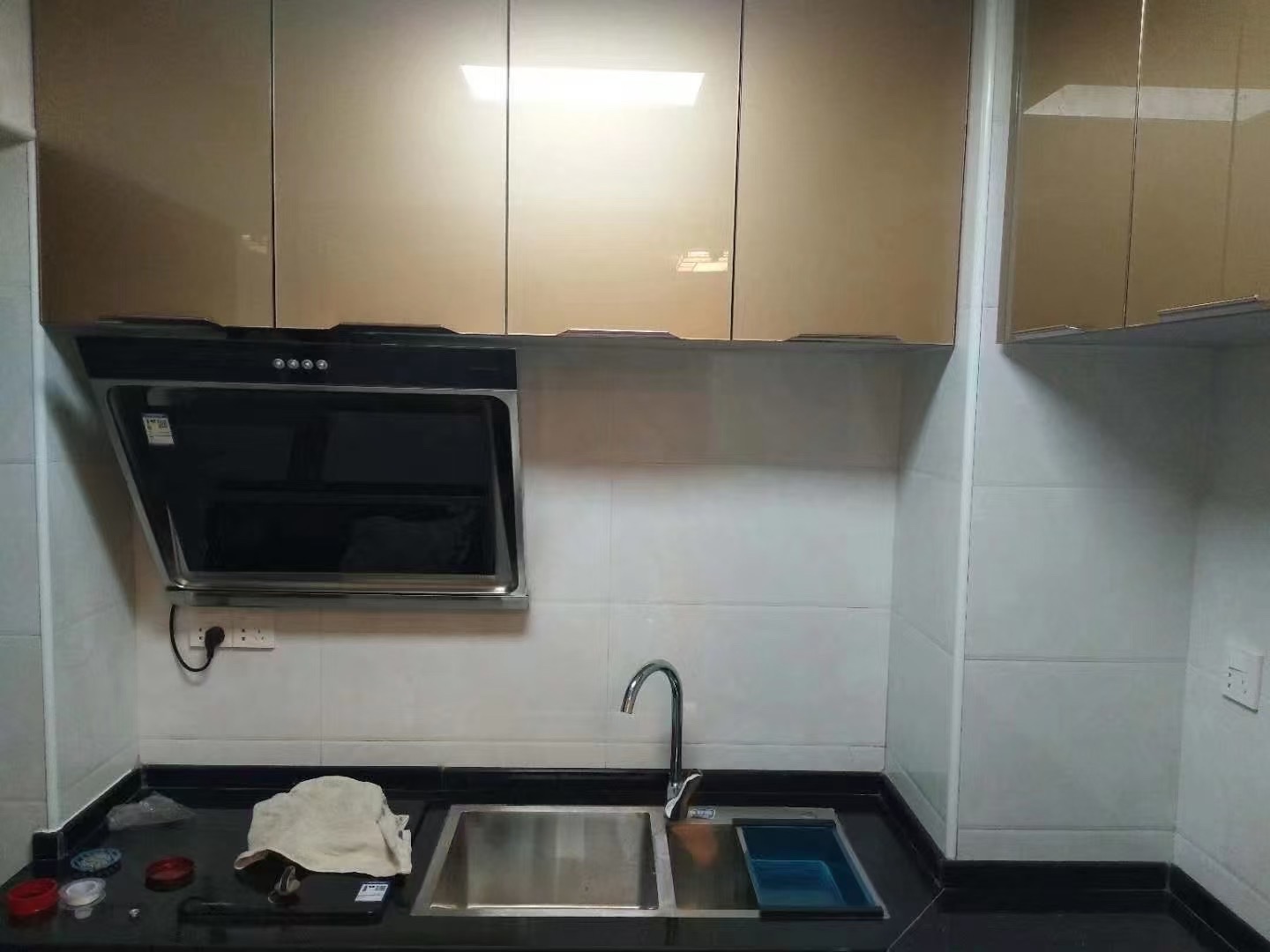 御笔华章 2室2厅1卫 1600.0元/月 御笔华章 2室2厅1卫 1600.0元/月室内图