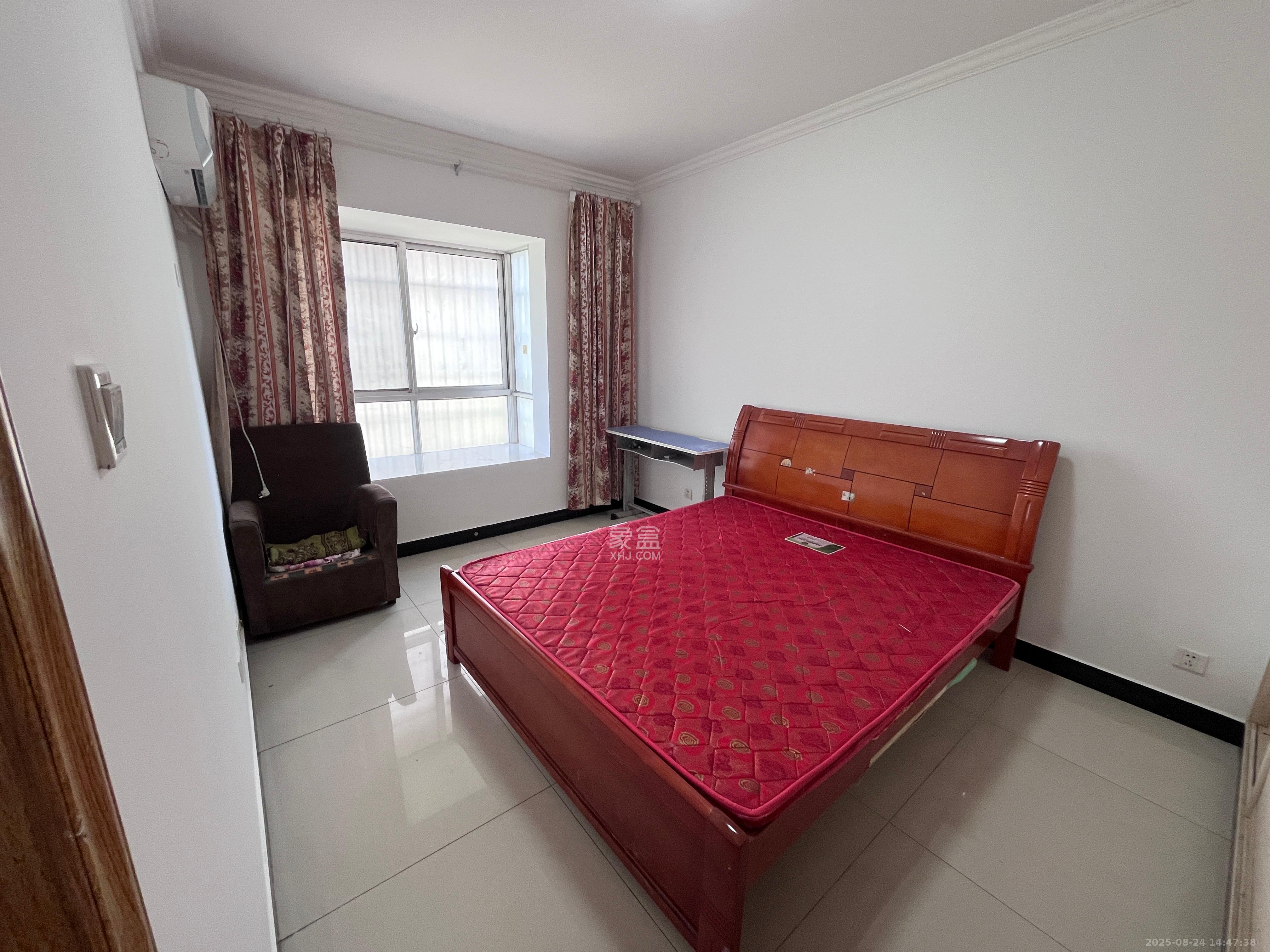 先锋新宇  2室1厅1卫    1700.0元/月 先锋新宇  2室1厅1卫    1700.0元/月室内图