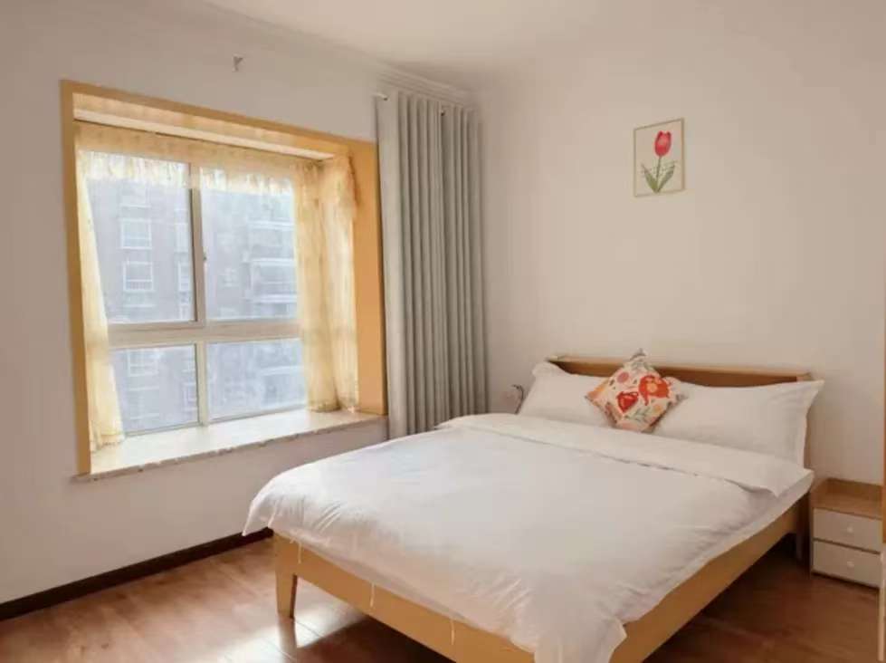 雅典国际家园  3室2厅2卫    2000.0元/月 雅典国际家园  3室2厅2卫    2000.0元/月室内图