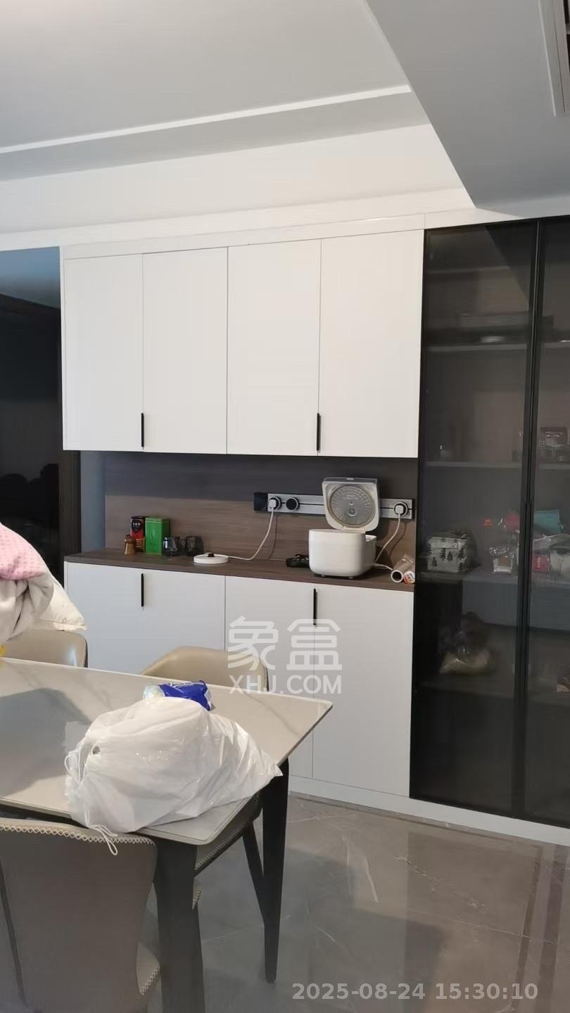 金茂建发泊悦  3室2厅2卫    3800.0元/月 金茂建发泊悦  3室2厅2卫    3800.0元/月室内图