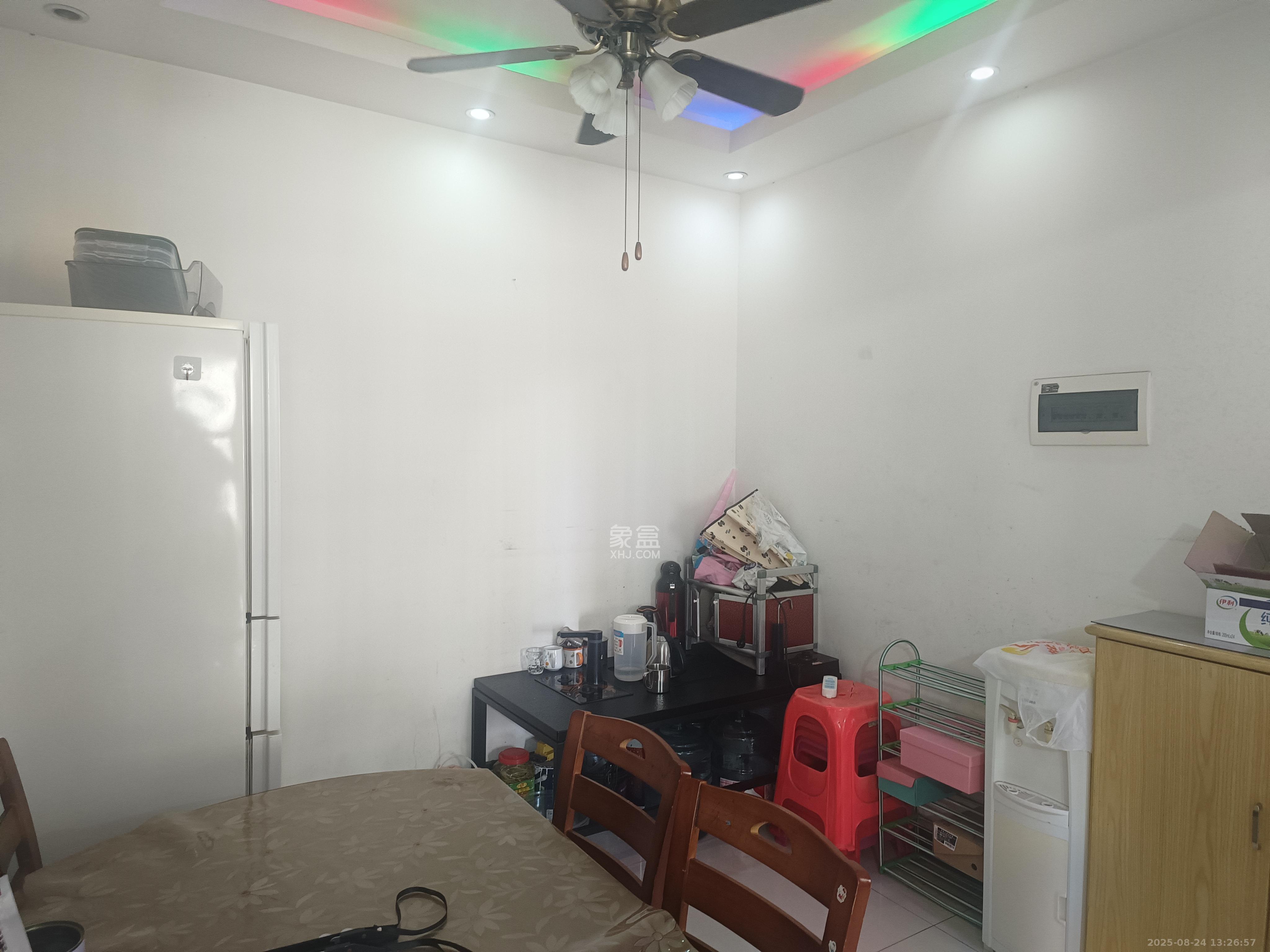 楚天世纪城东苑 2室2厅1卫 1800.0元/月 楚天世纪城东苑 2室2厅1卫 1800.0元/月室内图