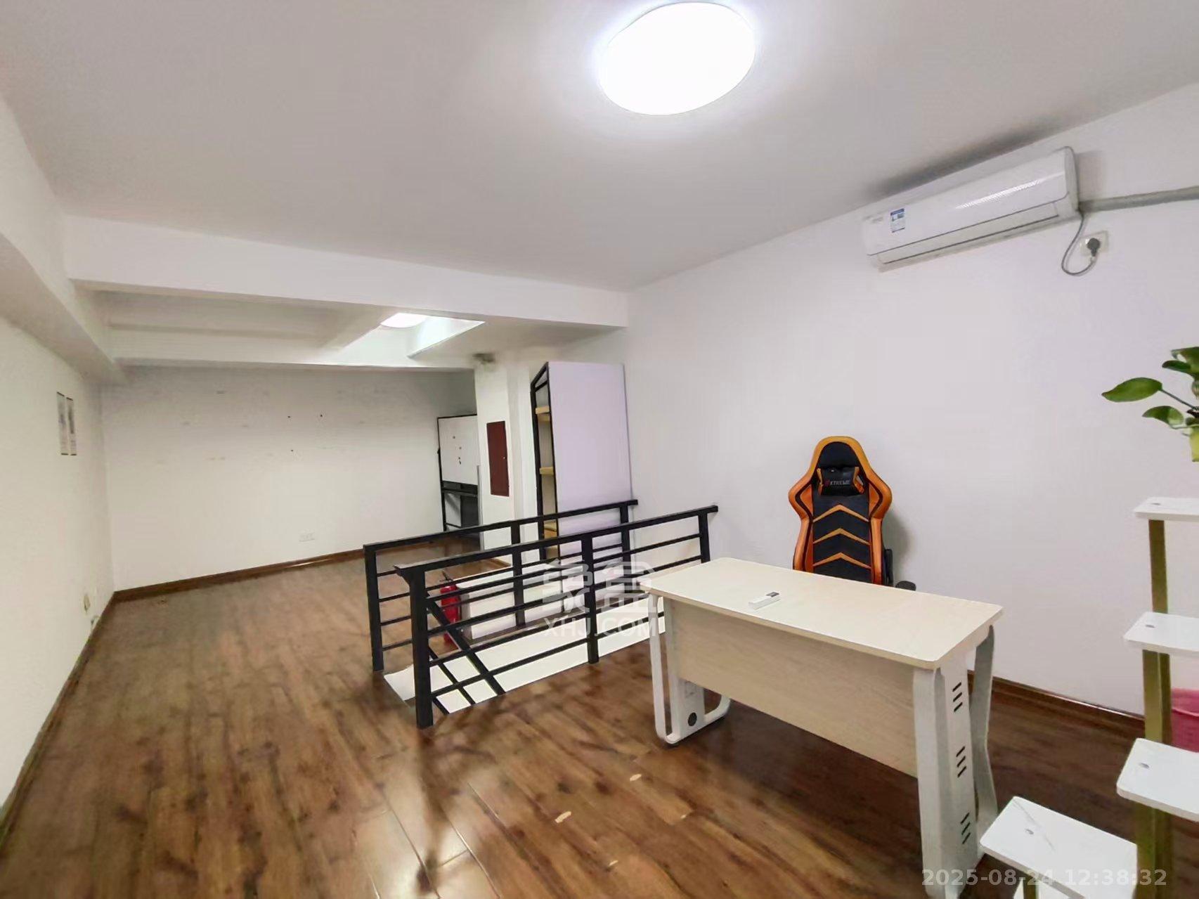 嘉玺大厦（高桥国际公寓）   65.0㎡      2300.0元/月室内图