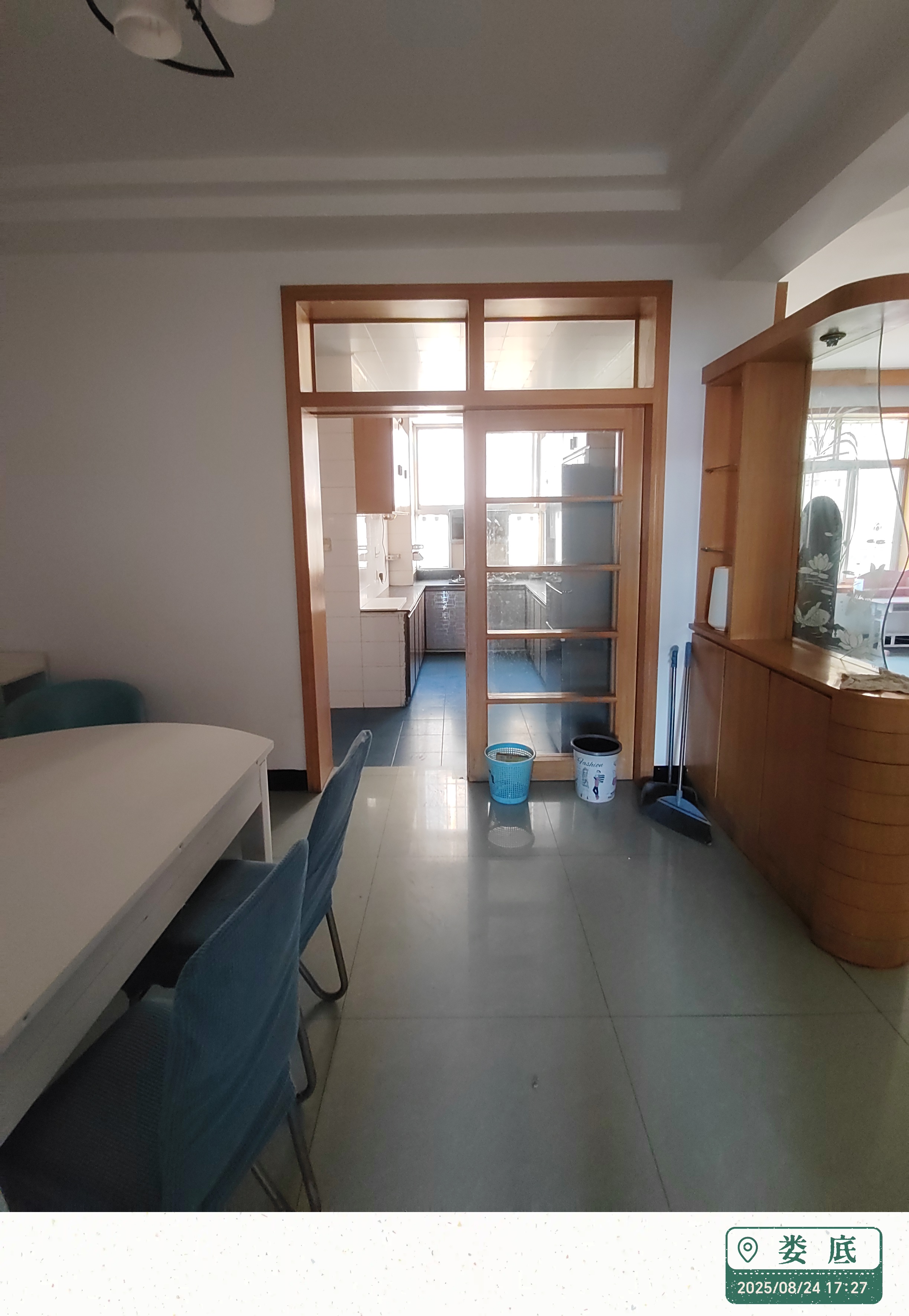 物资局家属楼(童家社区) 3室2厅2卫 1200.0元/月 物资局家属楼(童家社区) 3室2厅2卫 1200.0元/月室内图