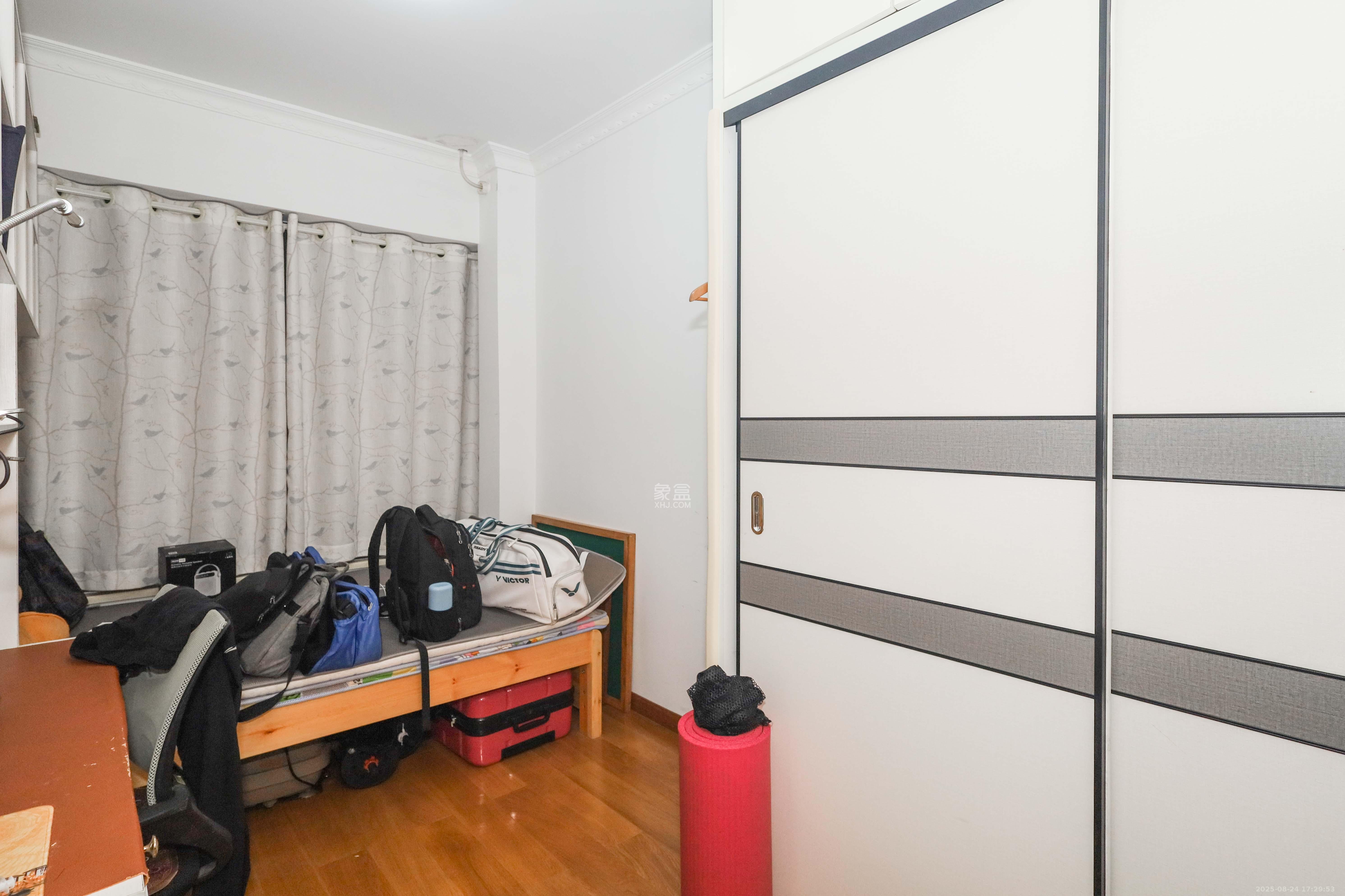 中国铁建梅溪青秀一期 3室2厅1卫 106.0万 中国铁建梅溪青秀一期 3室2厅1卫 106.0万卧室