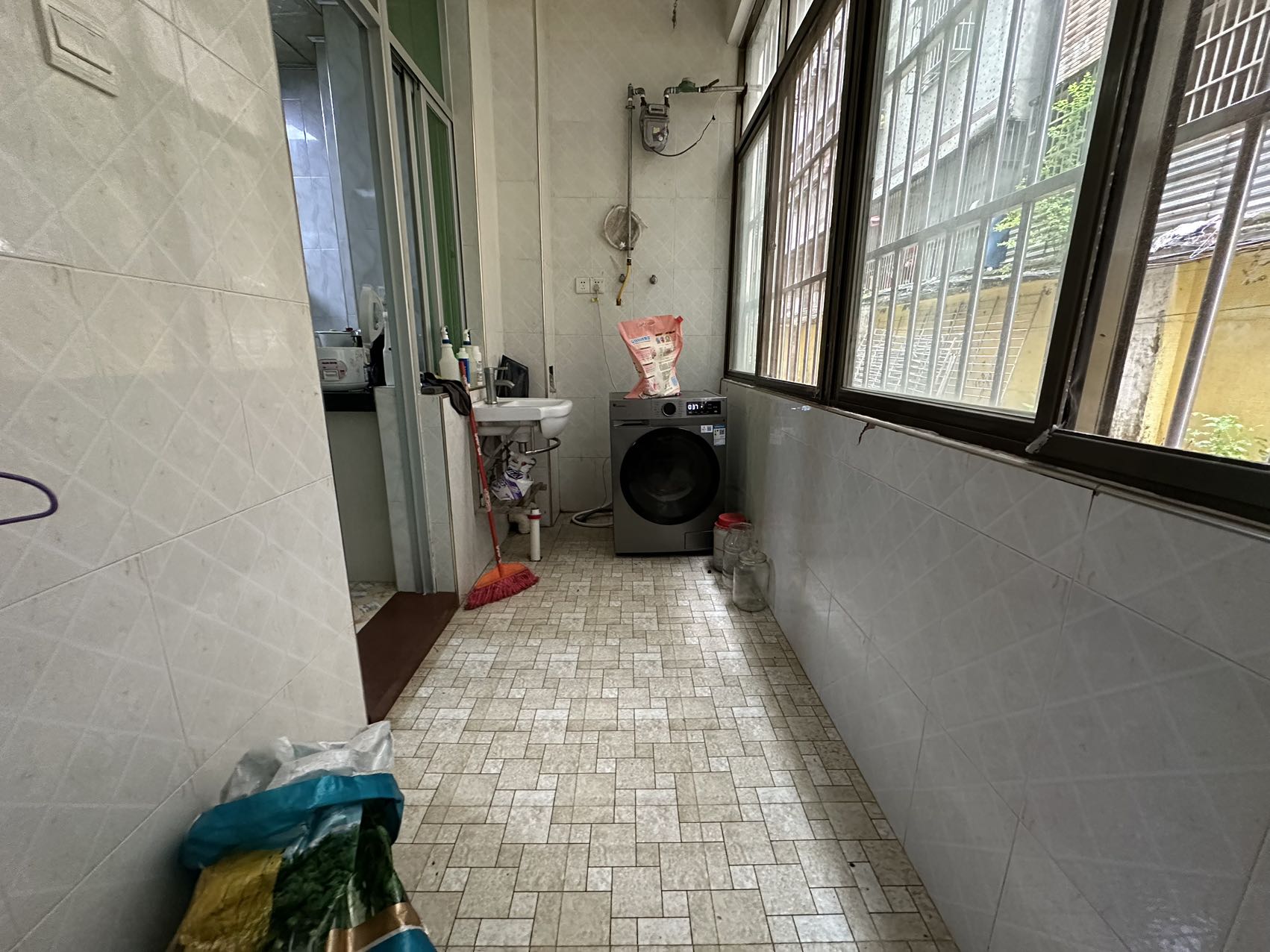 富源佳园 1室2厅2卫 145.0万 富源佳园 1室2厅2卫 145.0万室内图