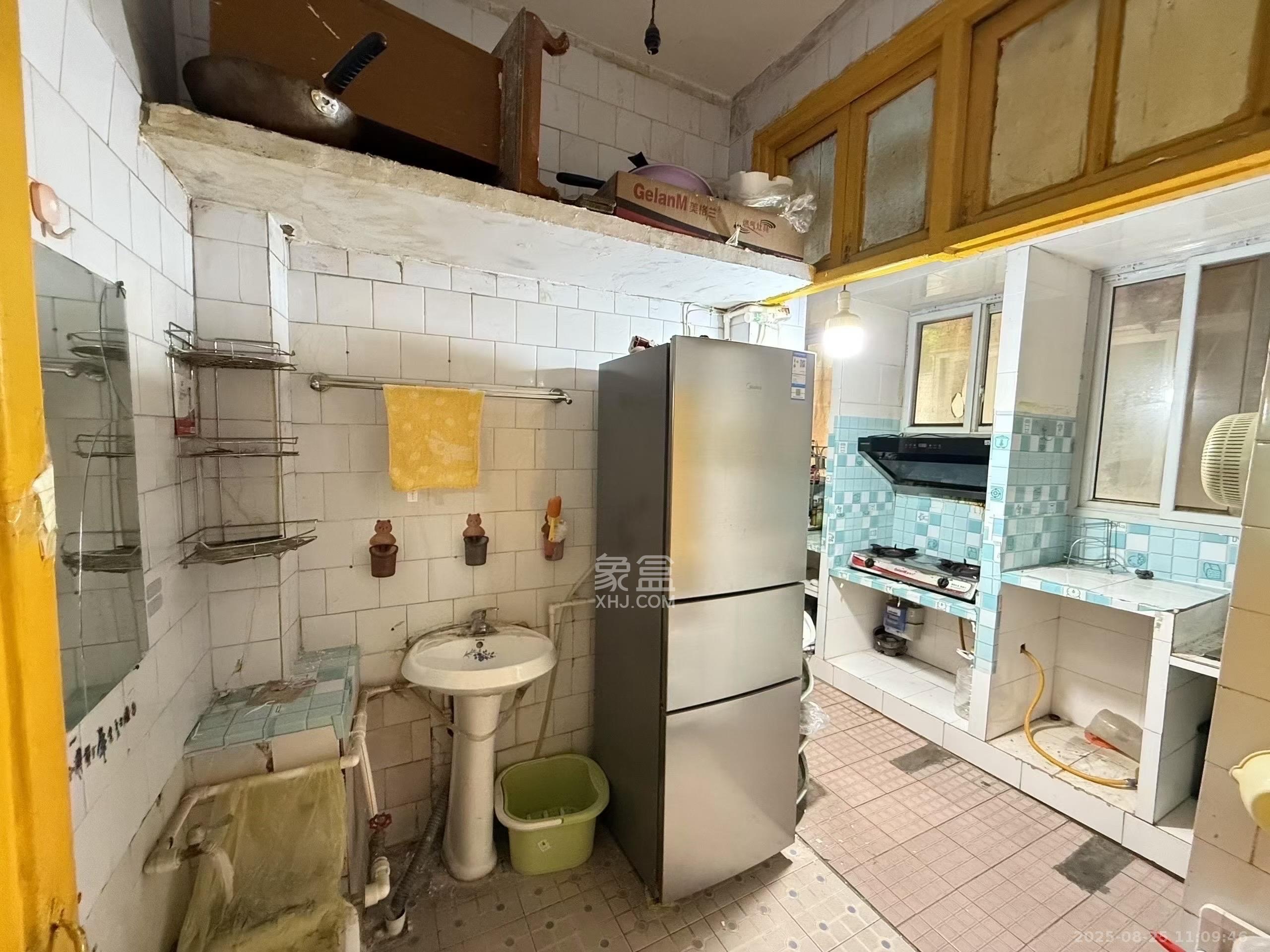 四端里散盘 1室0厅0卫 1500.0元/月 四端里散盘 1室0厅0卫 1500.0元/月室内图