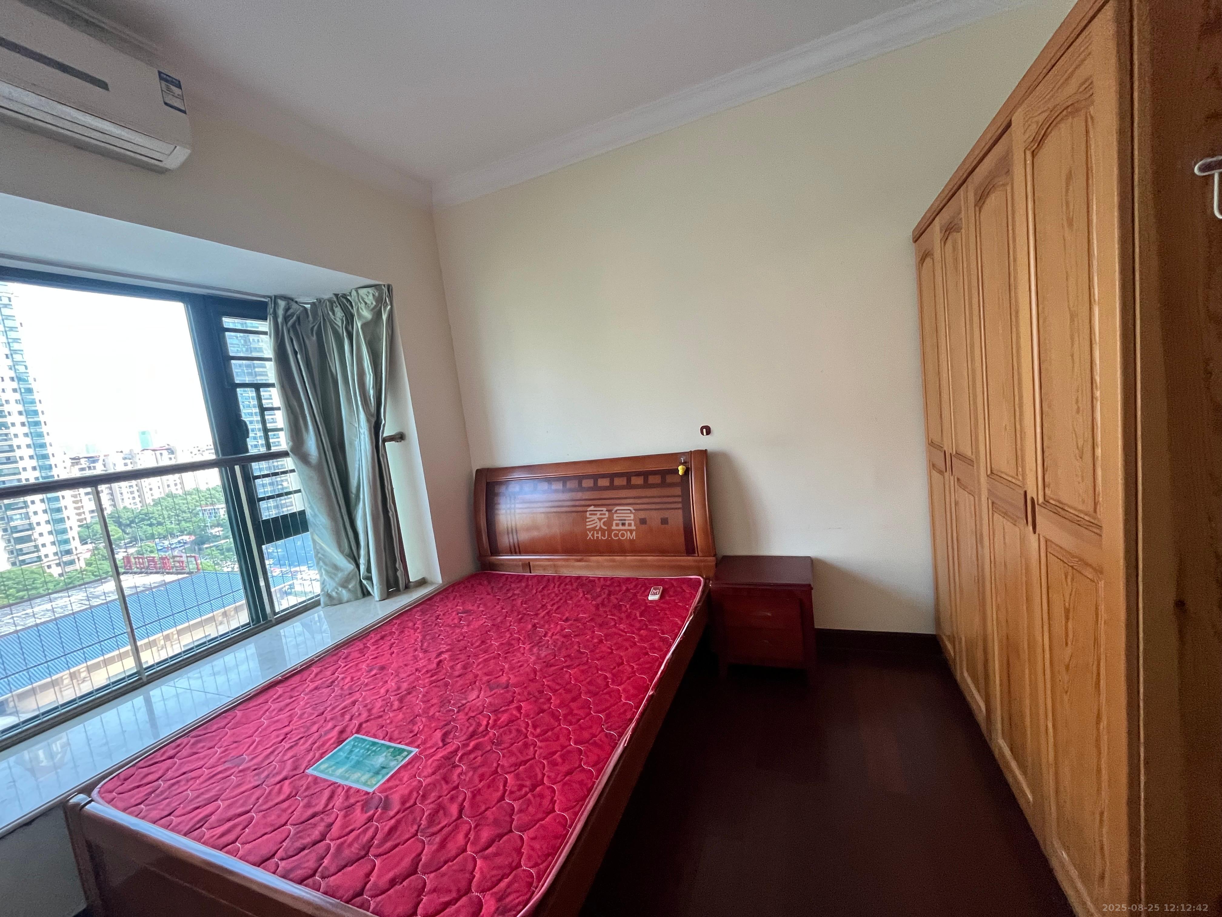 恒大雅苑 3室2厅2卫 2500.0元/月 恒大雅苑 3室2厅2卫 2500.0元/月室内图