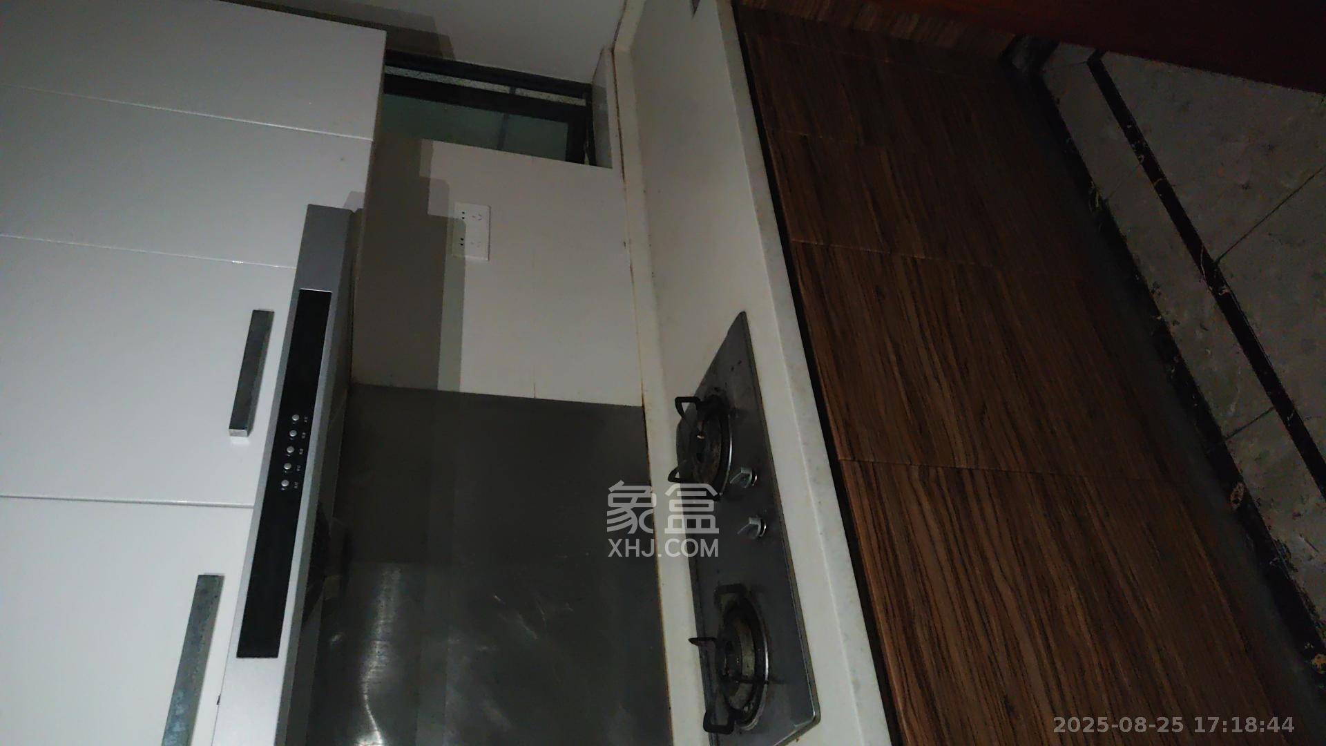 中海梅溪湖壹号 3室1厅1卫 2400.0元/月 中海梅溪湖壹号 3室1厅1卫 2400.0元/月室内图