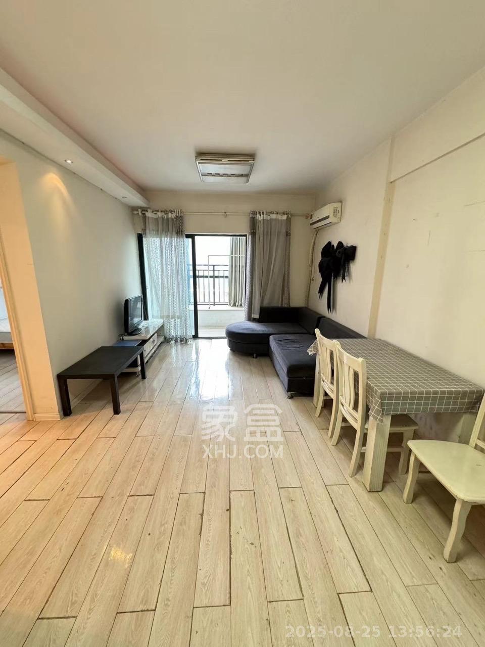 云鼎公馆  1室1厅1卫    1600.0元/月 云鼎公馆  1室1厅1卫    1600.0元/月室内图