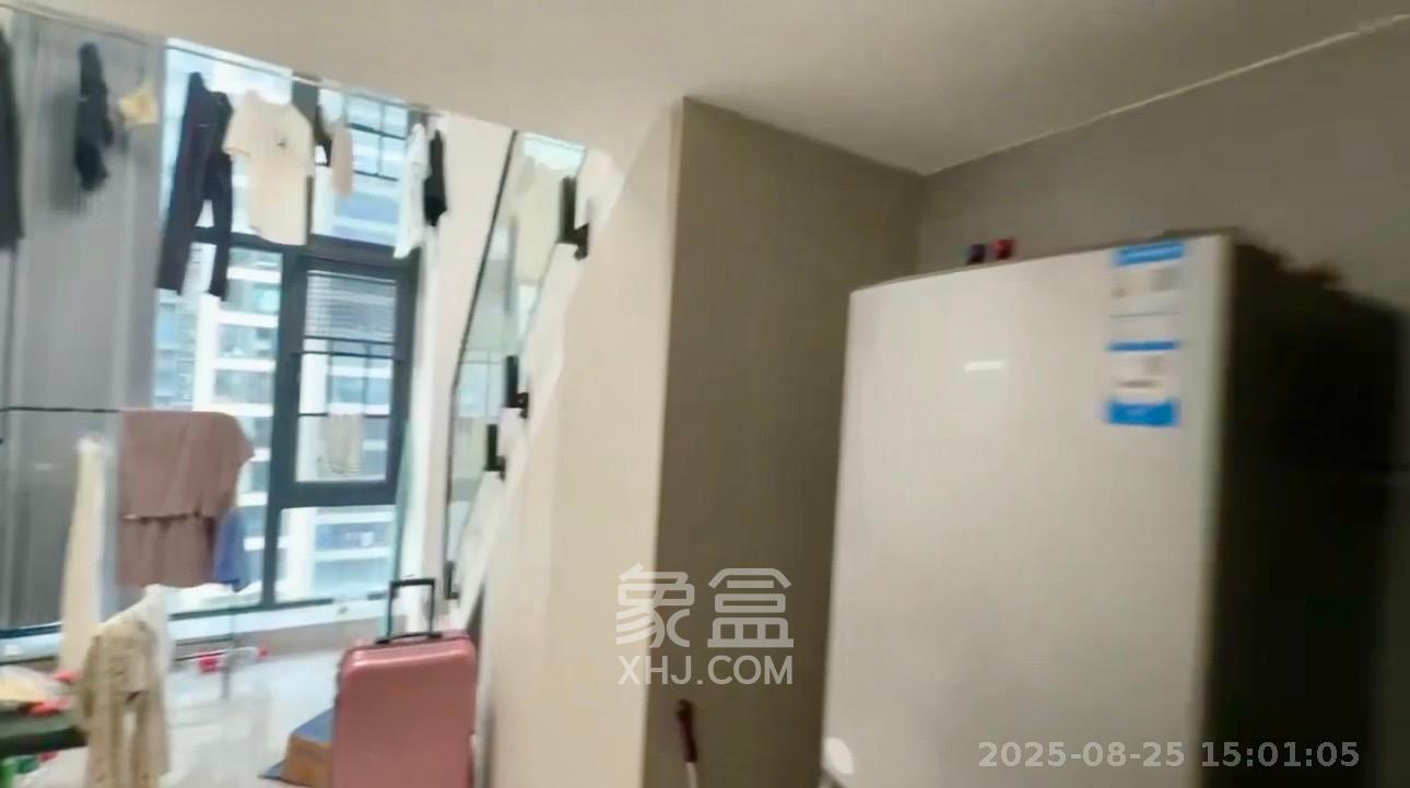 爱家当代境  1室1厅1卫    1700.0元/月室内图