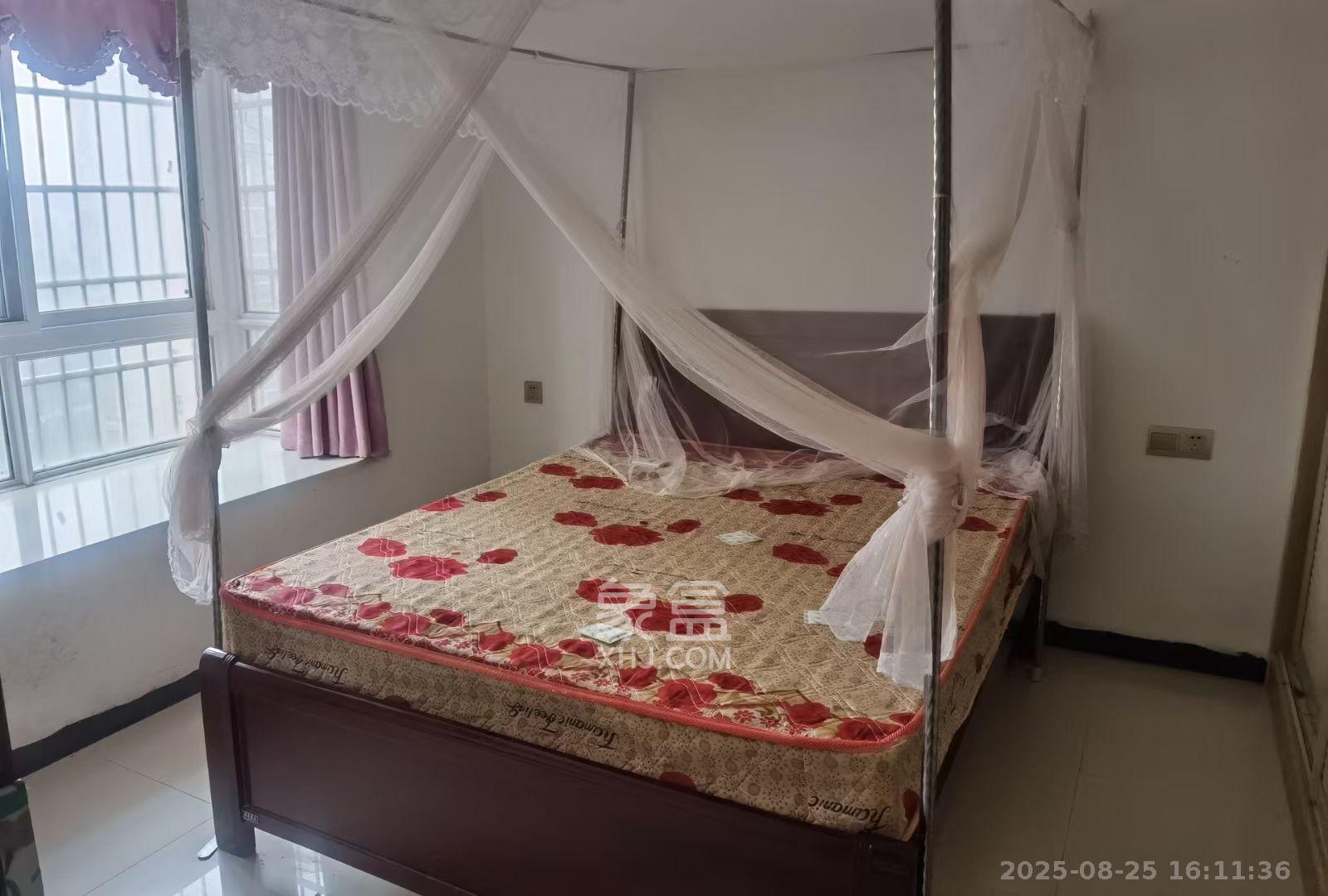 骑龙安置小区 2室2厅1卫 1800.0元/月 骑龙安置小区 2室2厅1卫 1800.0元/月室内图