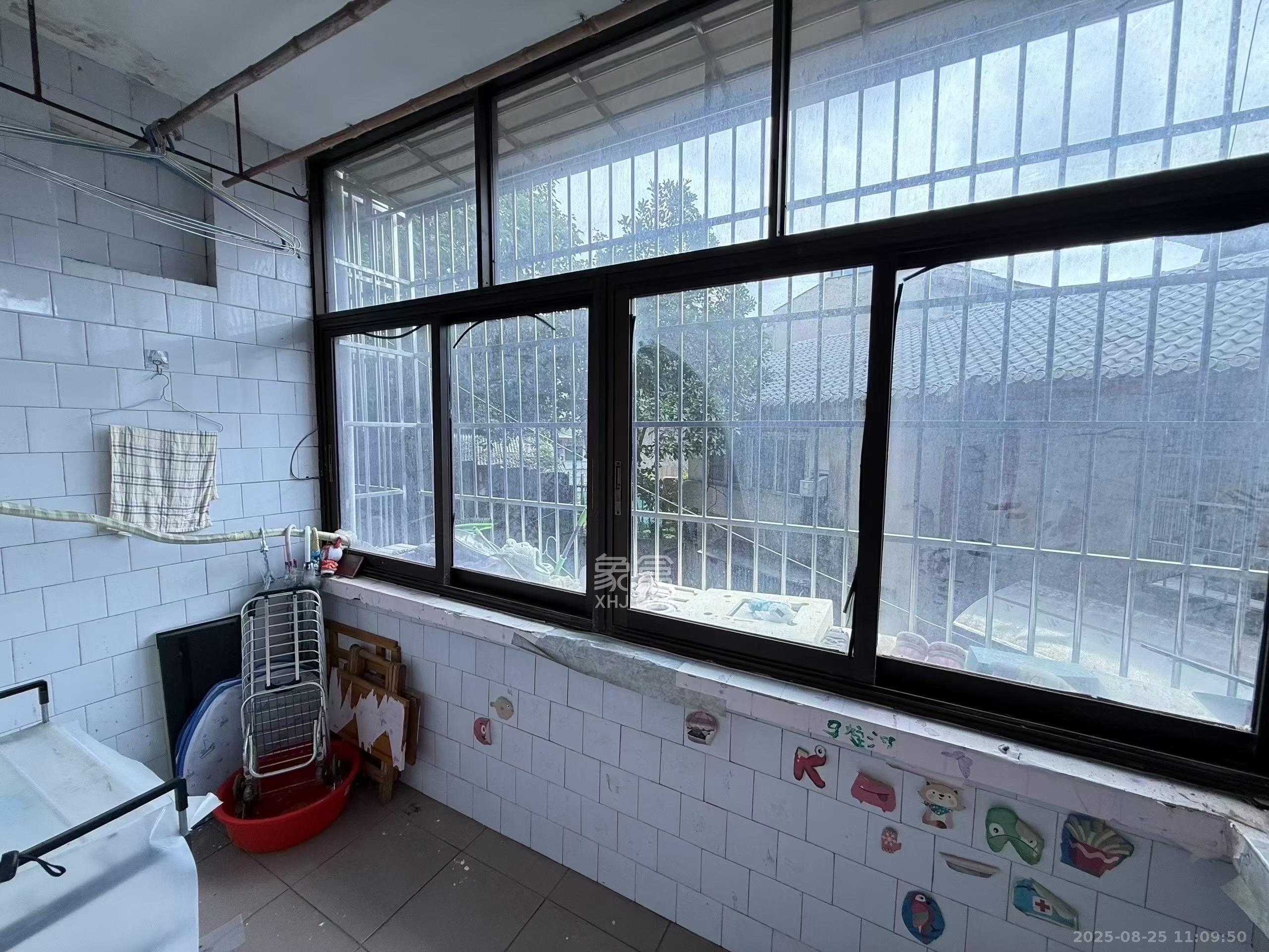 四端里散盘  1室0厅0卫    1500.0元/月室内图