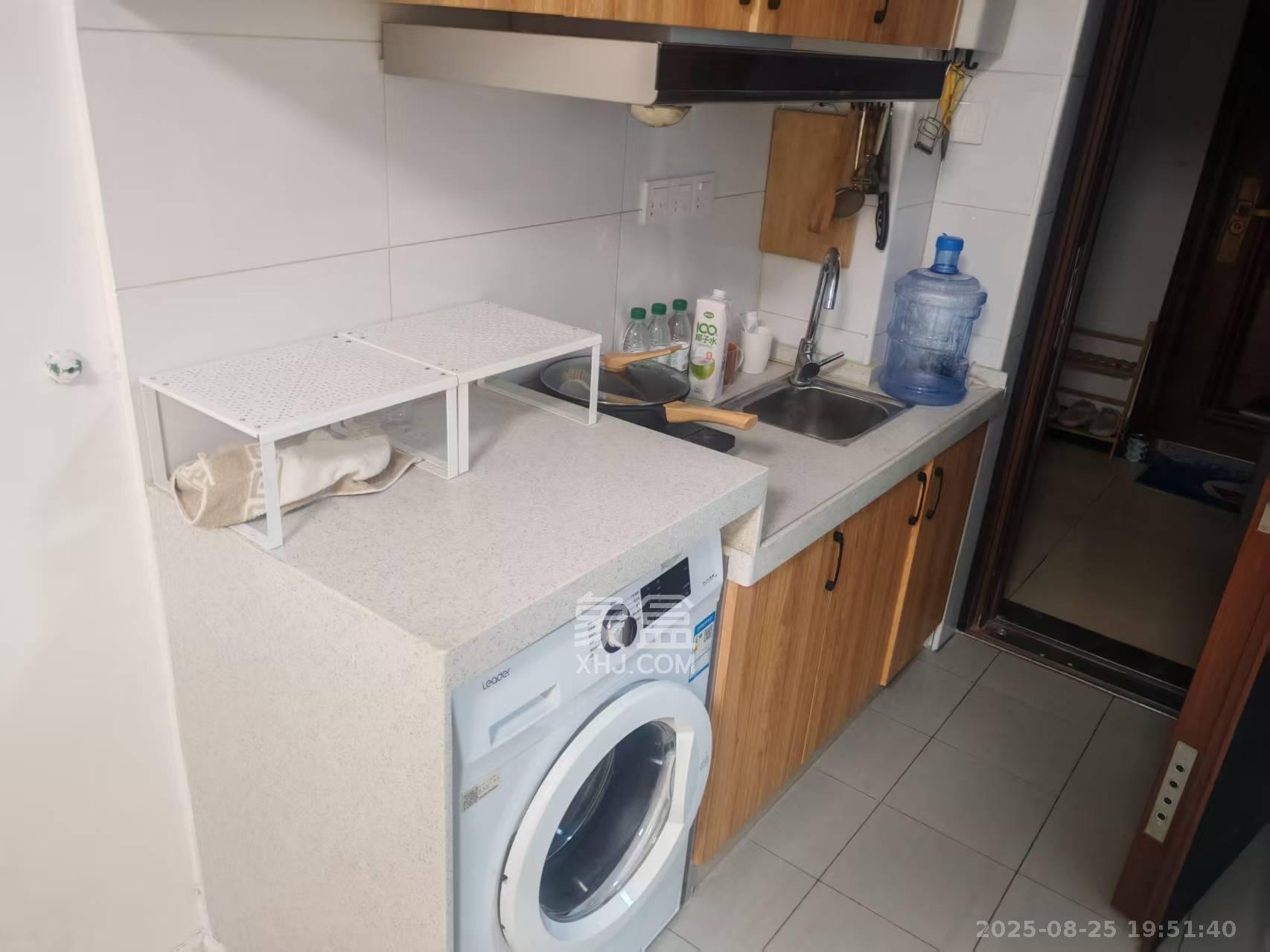 中建芙蓉工社  1室1厅1卫    1400.0元/月 中建芙蓉工社  1室1厅1卫    1400.0元/月室内图