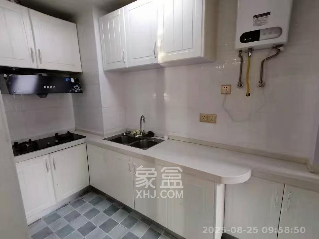 中信文化广场(中信新城二期)  2室1厅1卫    2000.0元/月 中信文化广场(中信新城二期)  2室1厅1卫    2000.0元/月室内图