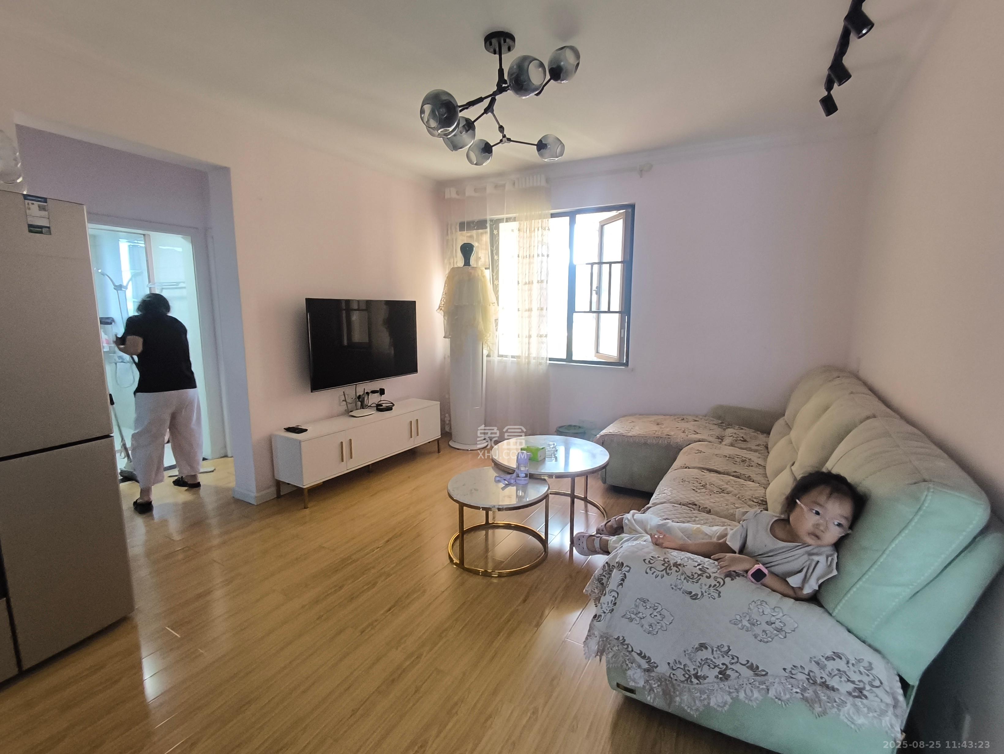 金轮星光名座 3室1厅1卫 2500.0元/月 金轮星光名座 3室1厅1卫 2500.0元/月室内图