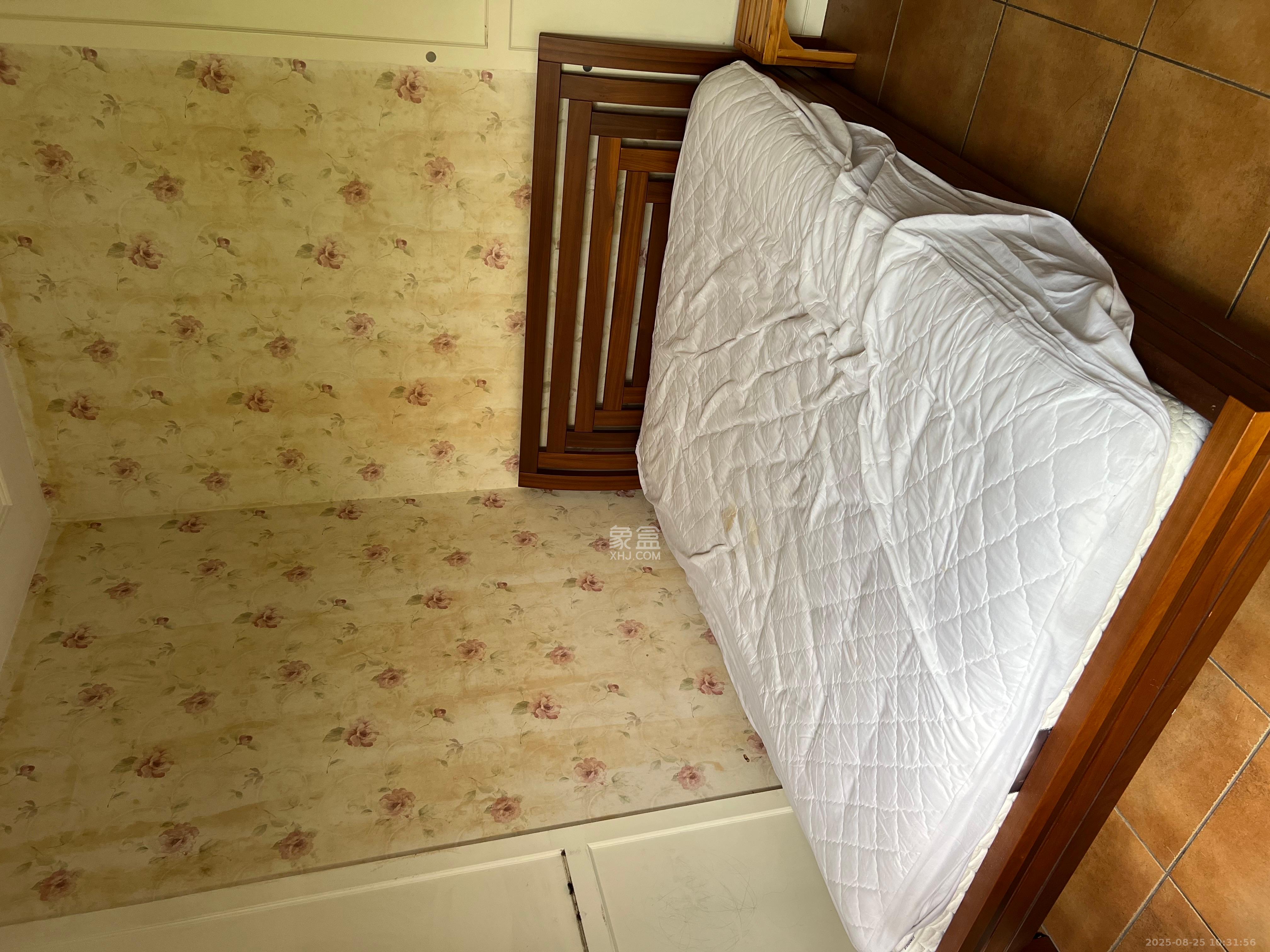 绿城桂花城 1室3厅1卫 5500.0元/月 绿城桂花城 1室3厅1卫 5500.0元/月室内图