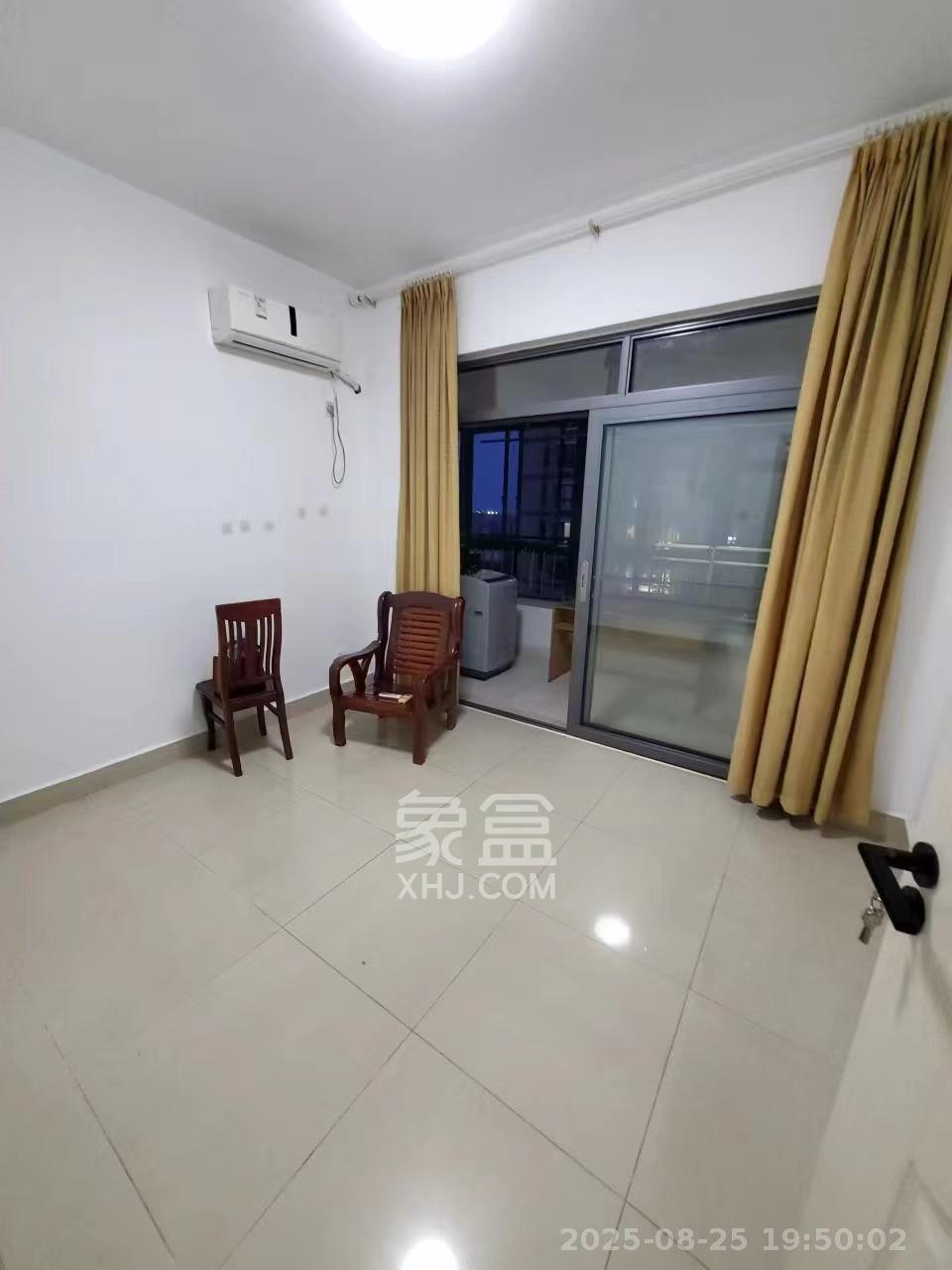 明城公寓  3室2厅2卫    1900.0元/月室内图