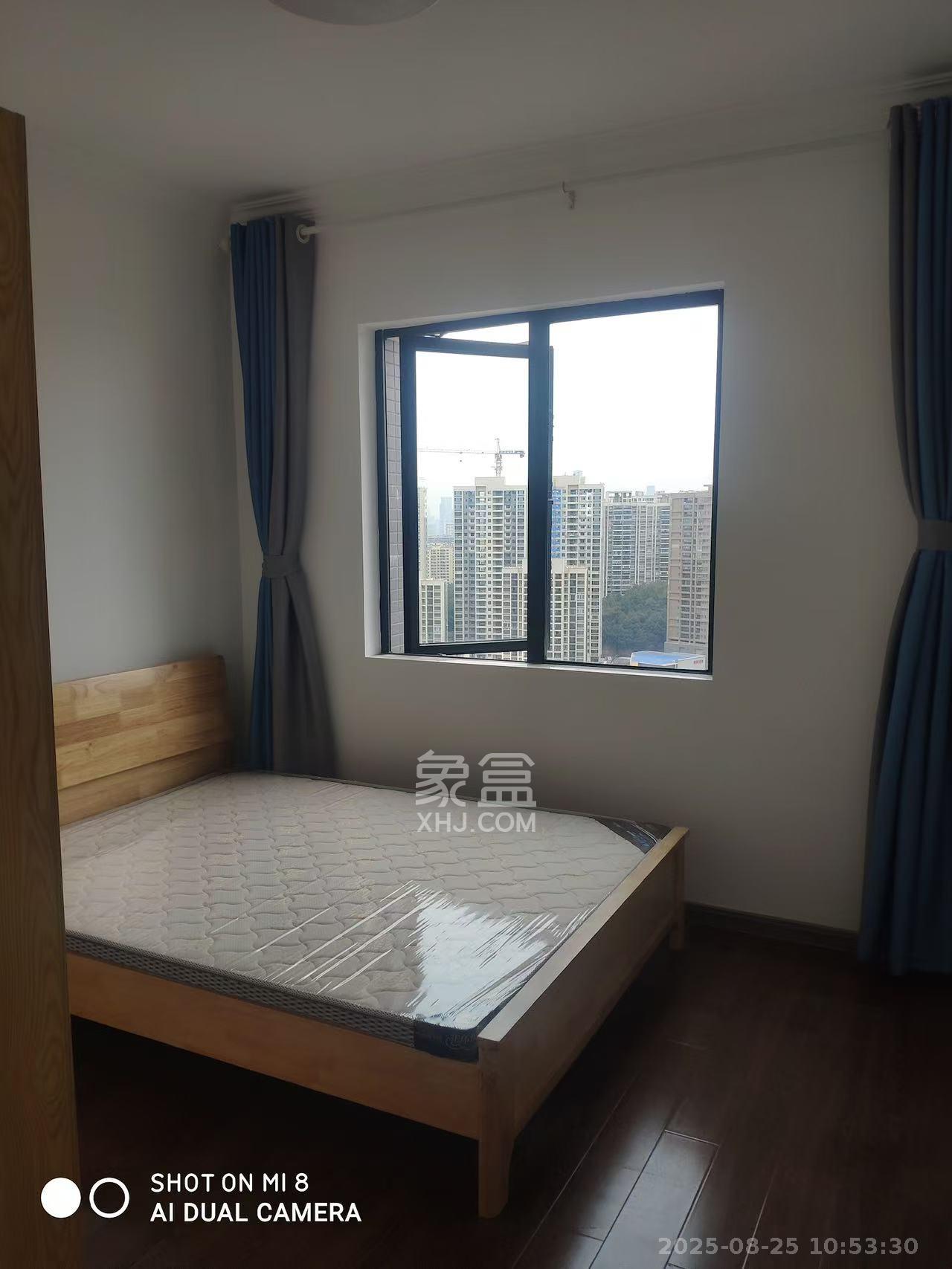 和庄  3室2厅2卫    2600.0元/月室内图