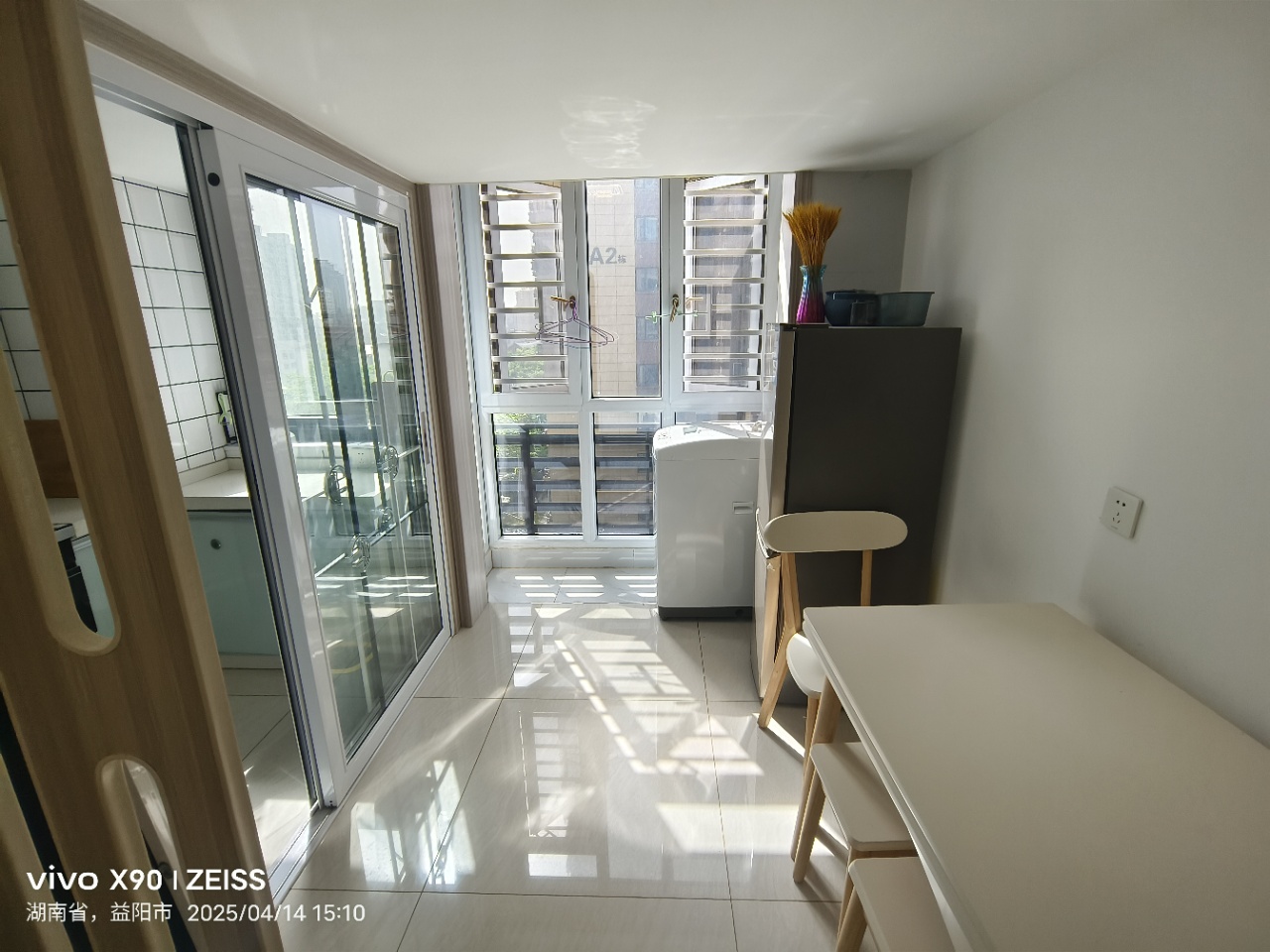 保利香槟国际  1室1厅1卫    1200.0元/月 保利香槟国际  1室1厅1卫    1200.0元/月