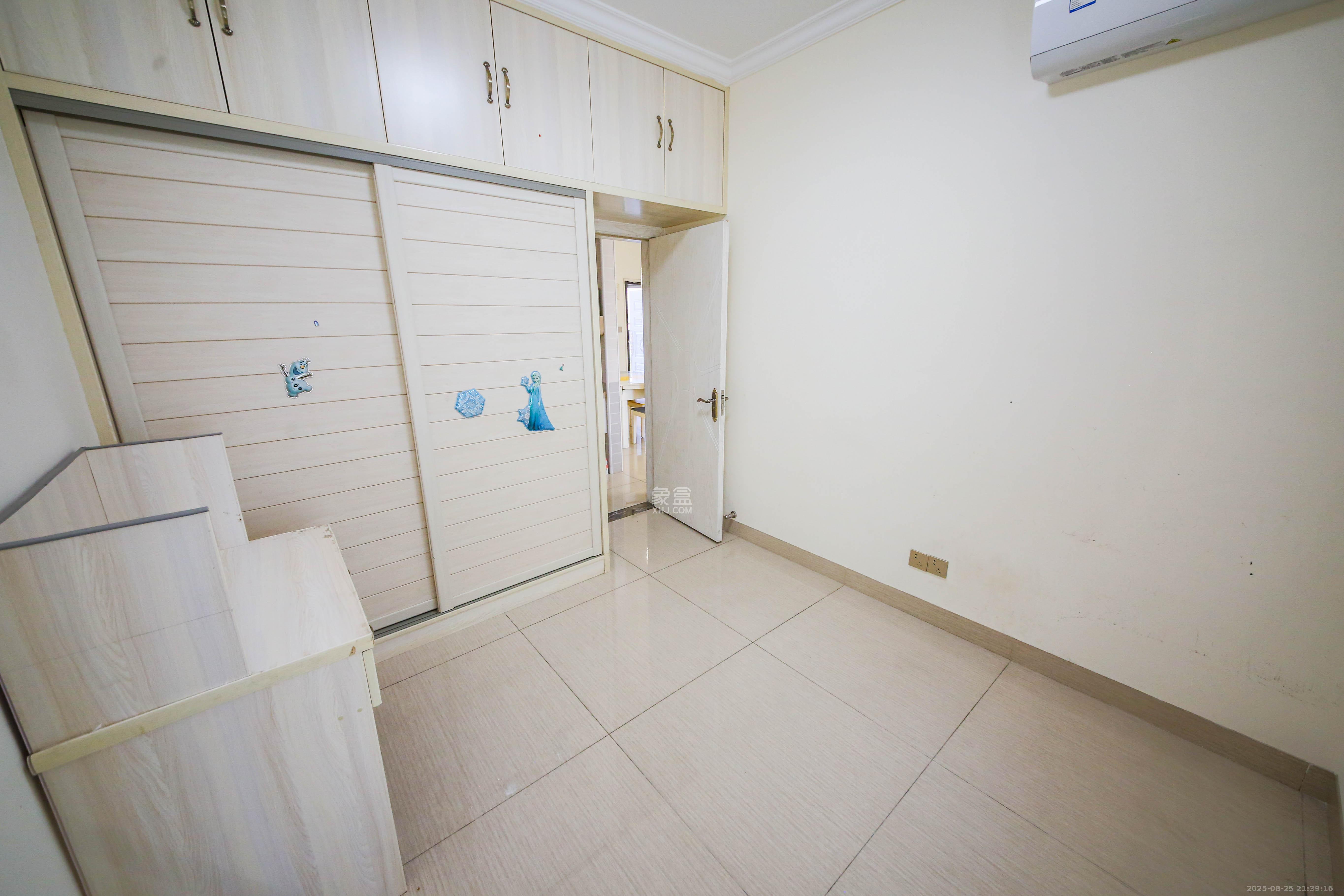 中建信和城  2室2厅1卫    95.0万 中建信和城  2室2厅1卫    95.0万卧室