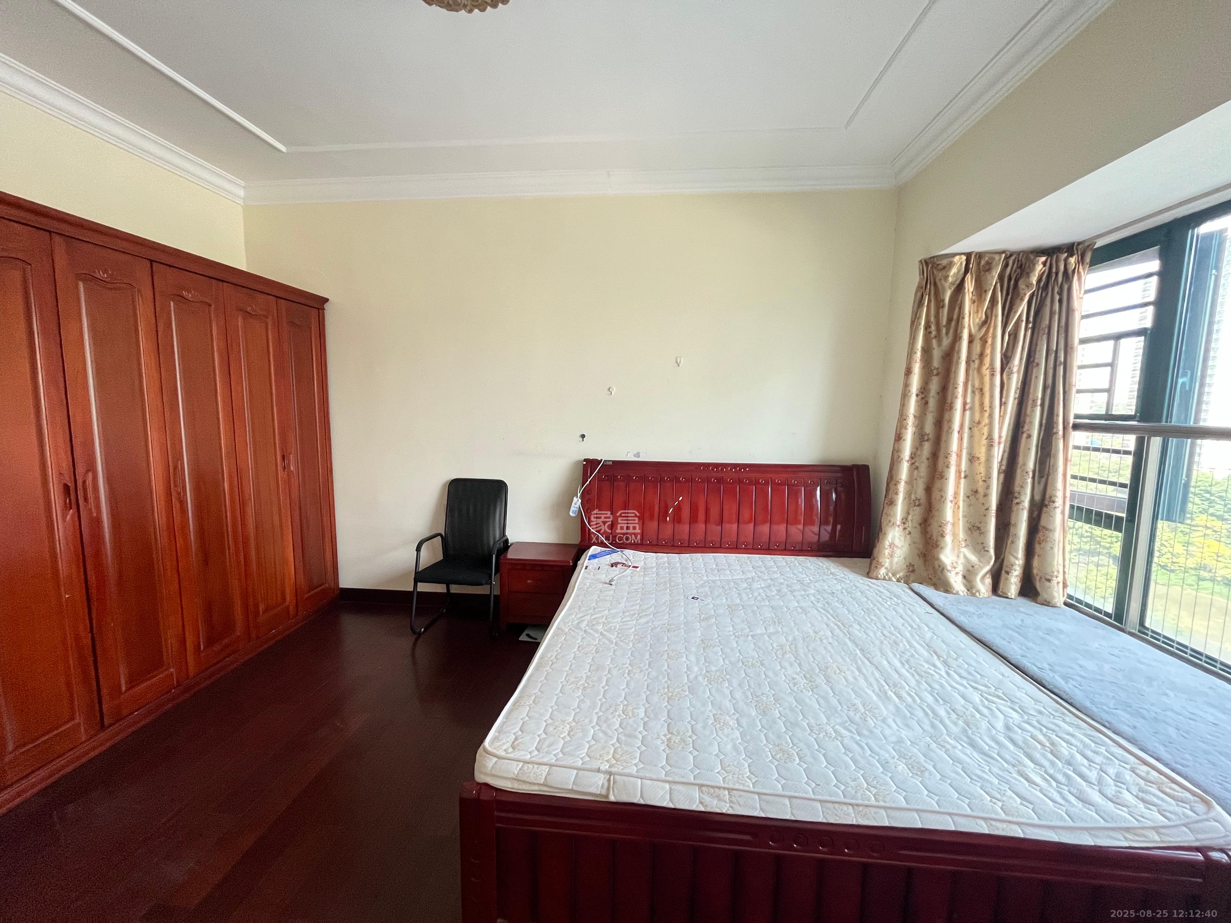 恒大雅苑 3室2厅2卫 2500.0元/月 恒大雅苑 3室2厅2卫 2500.0元/月室内图