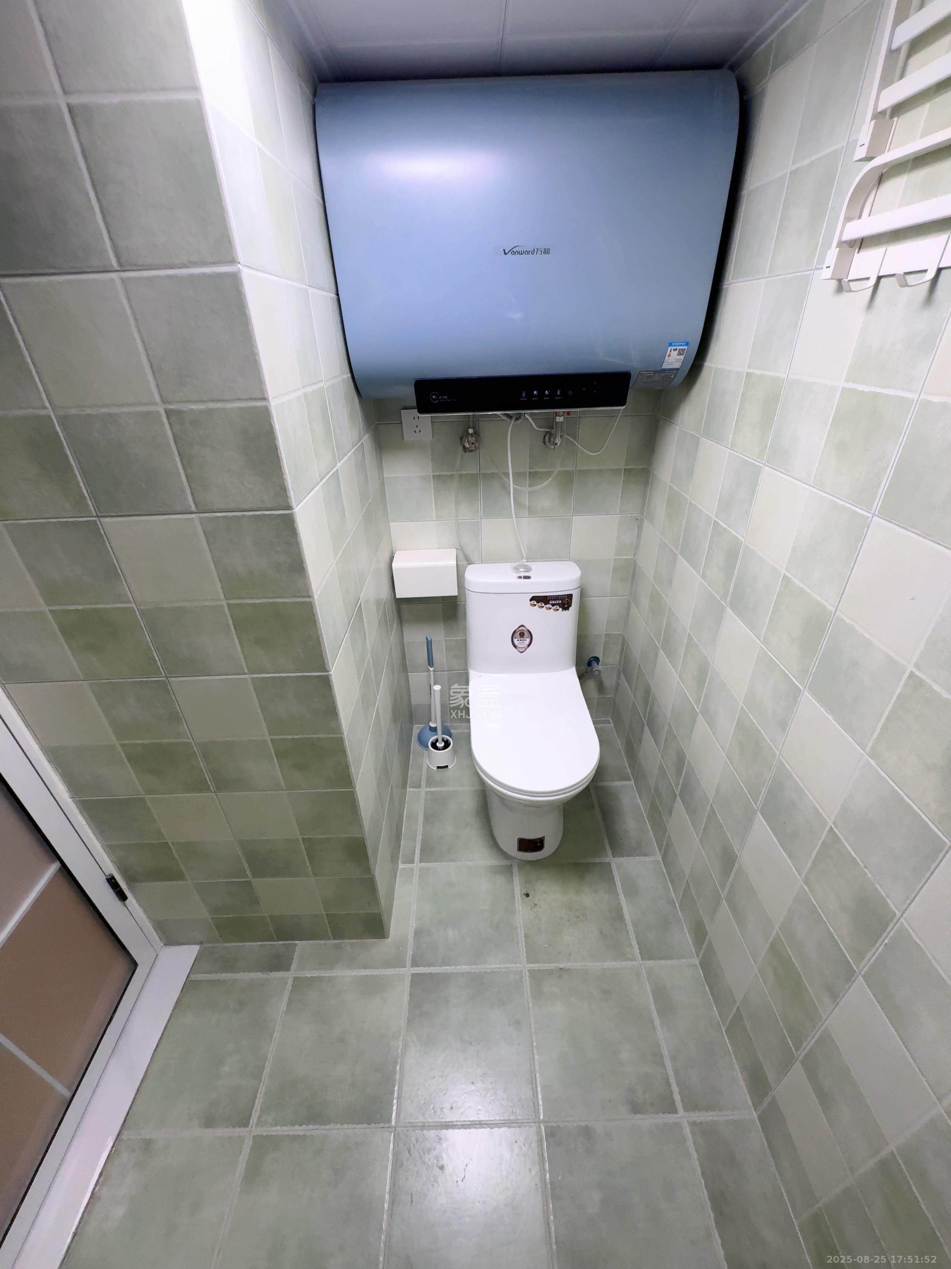 清控湖山雅居北区  1室1厅1卫    1200.0元/月户型图