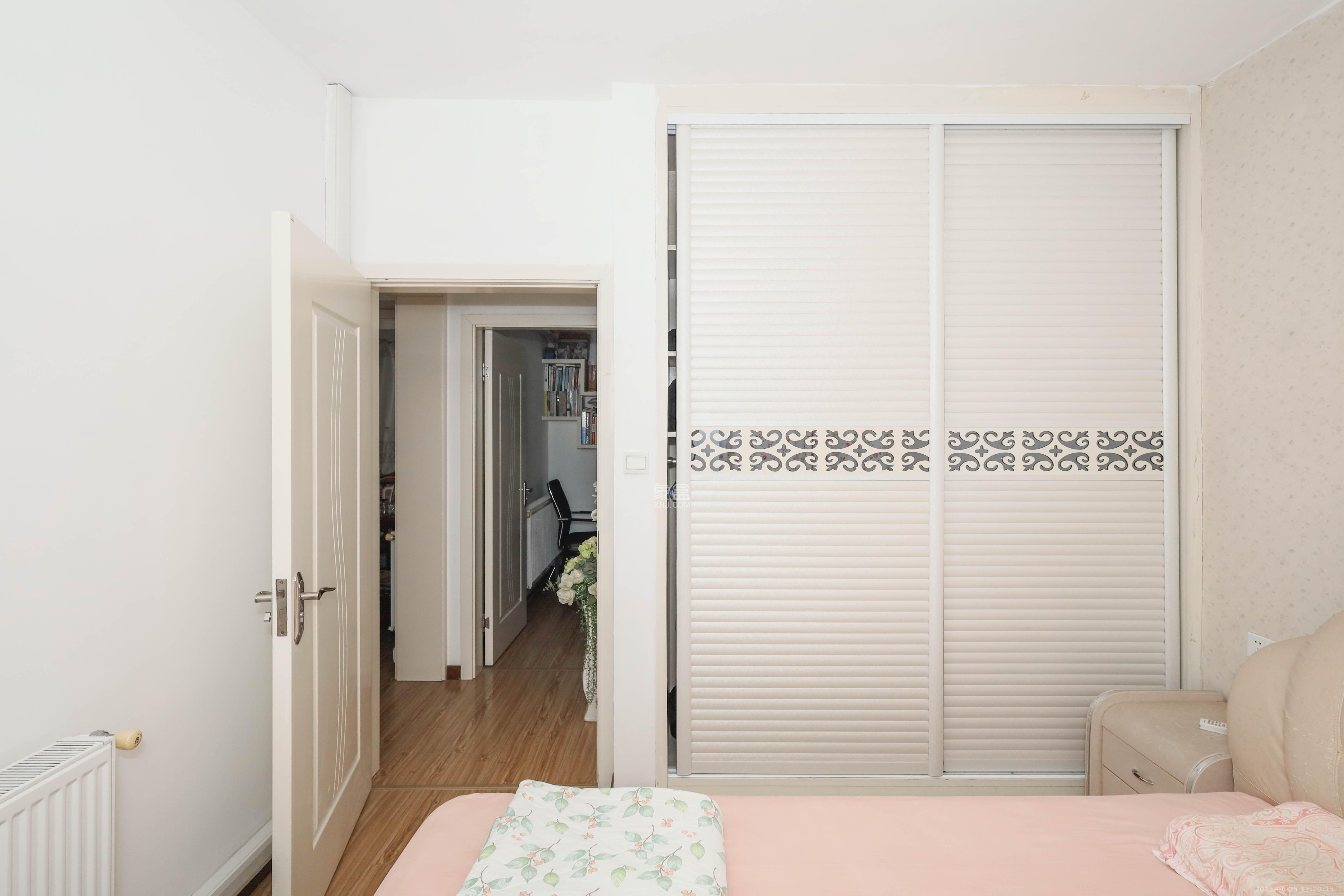 保利麓谷林语B区  3室2厅1卫    85.0万卧室