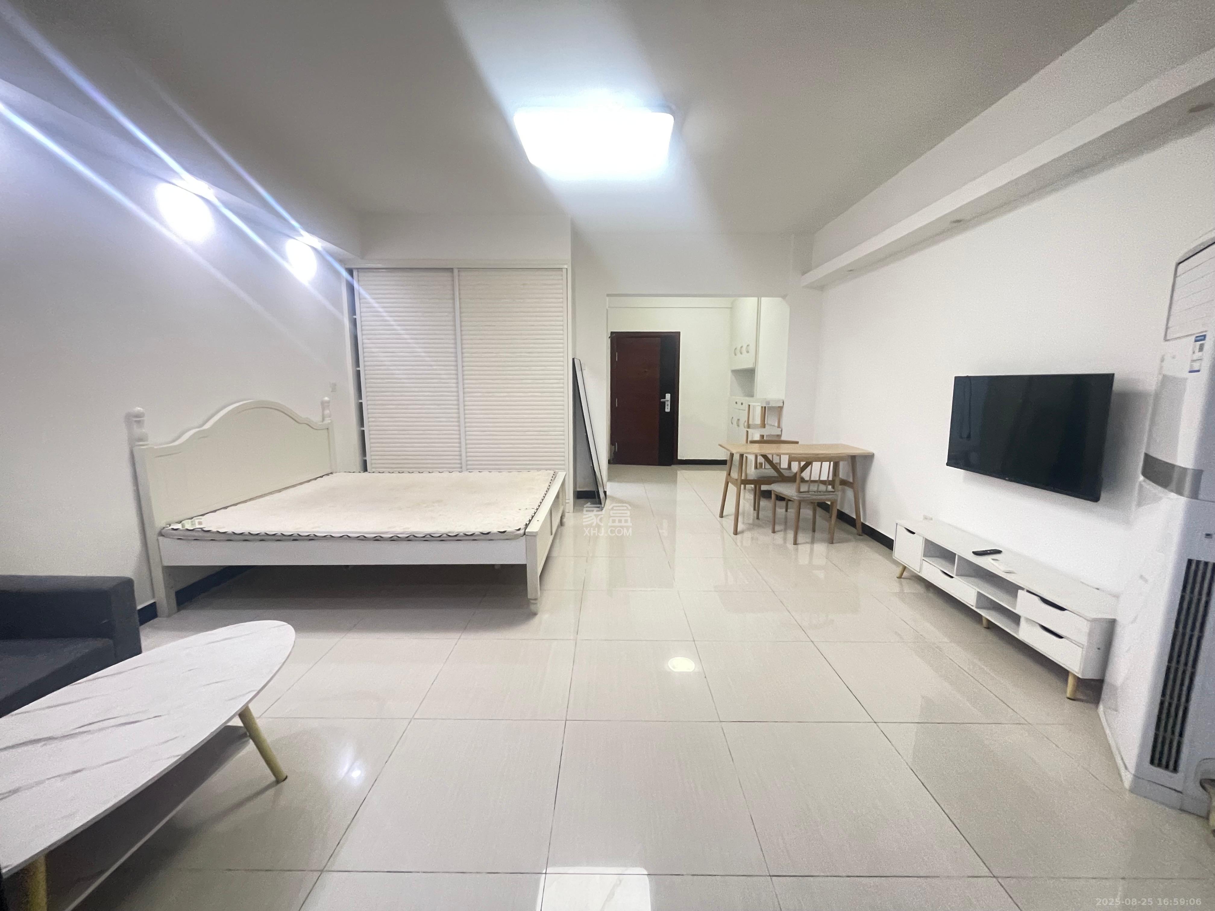 东友星座  1室1厅1卫    1800.0元/月 东友星座  1室1厅1卫    1800.0元/月室内图