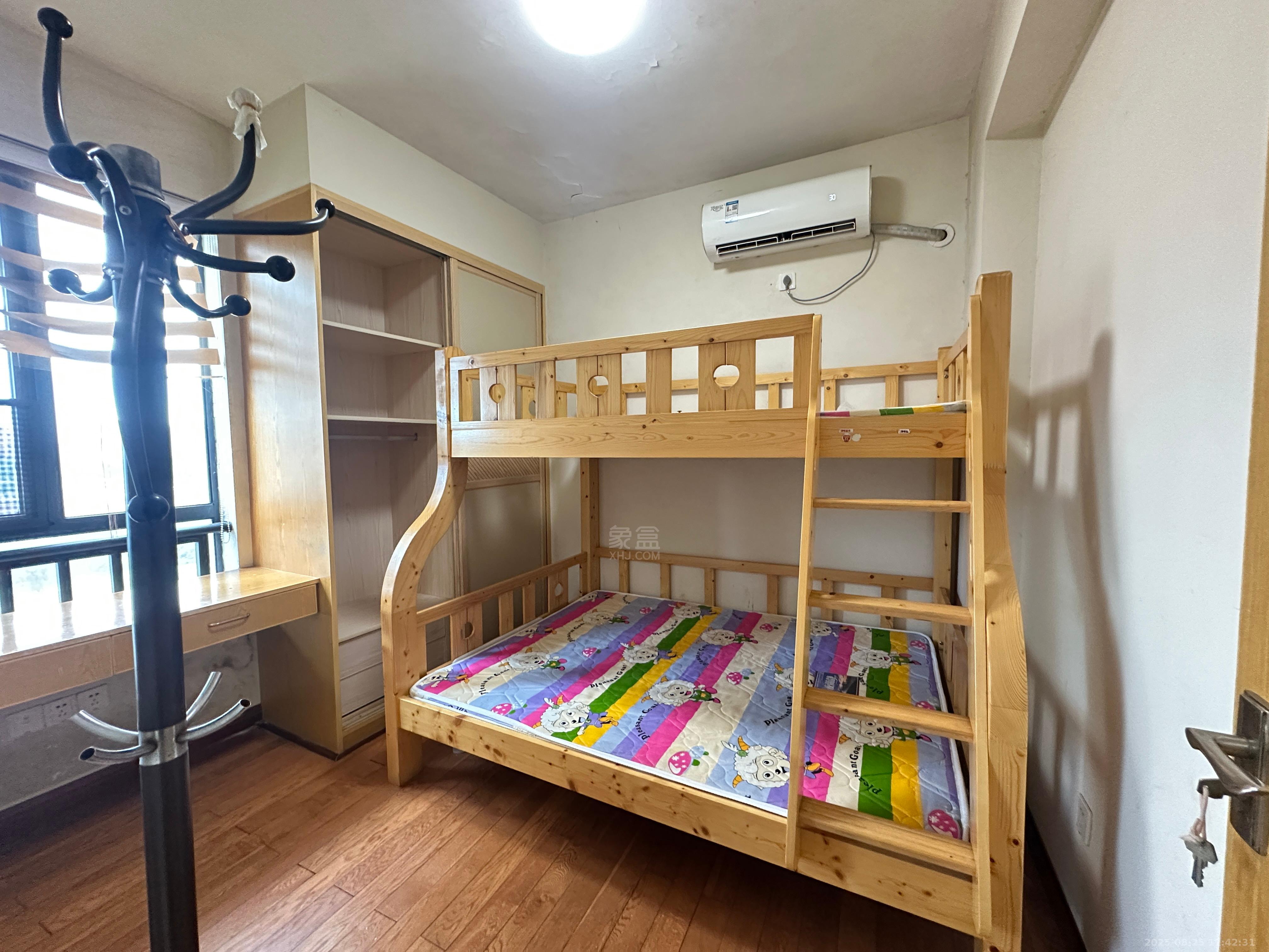 泰山公馆  1室0厅0卫    1800.0元/月室内图