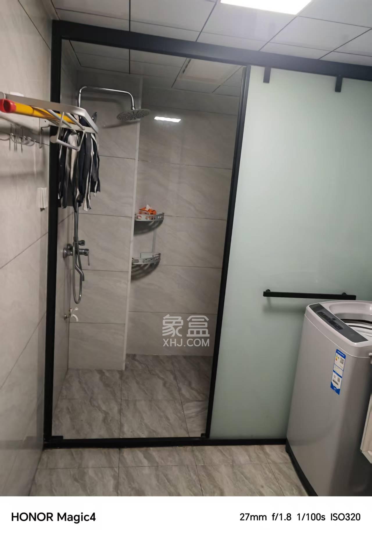 翠隐佳苑  3室2厅2卫   2200.00元/月室内图