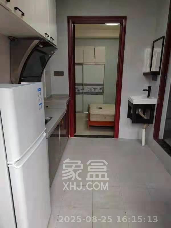 麓枫和苑  1室1厅1卫   1100.00元/月室内图