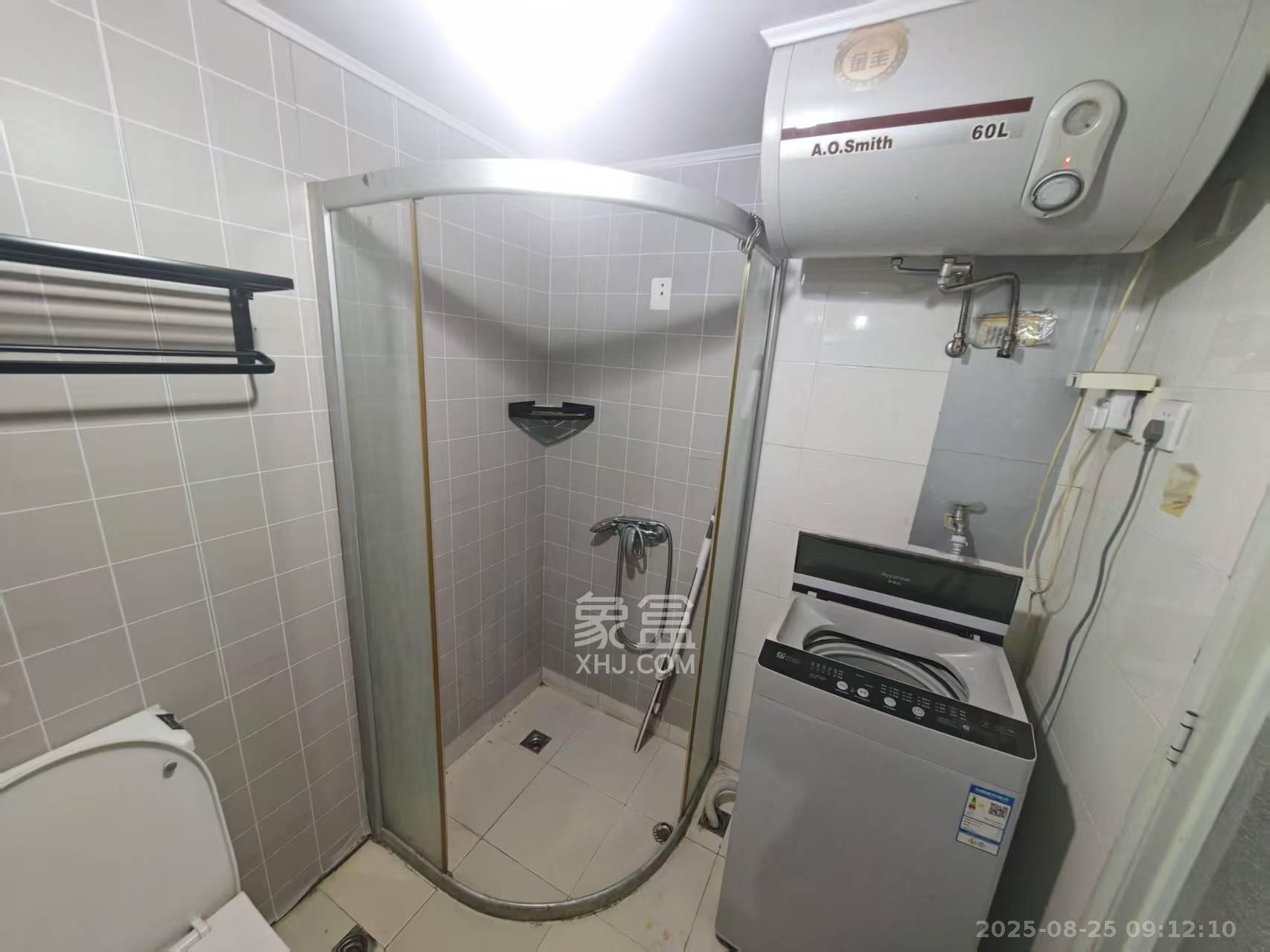 新国际(森和大厦) 1室1厅1卫 1800.0元/月 新国际(森和大厦) 1室1厅1卫 1800.0元/月室内图