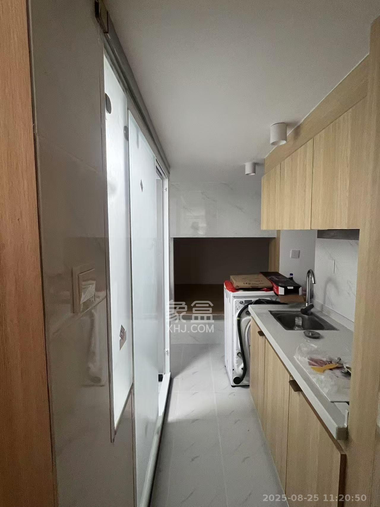 卓越江岸  2室1厅1卫    2000.0元/月 卓越江岸  2室1厅1卫    2000.0元/月室内图