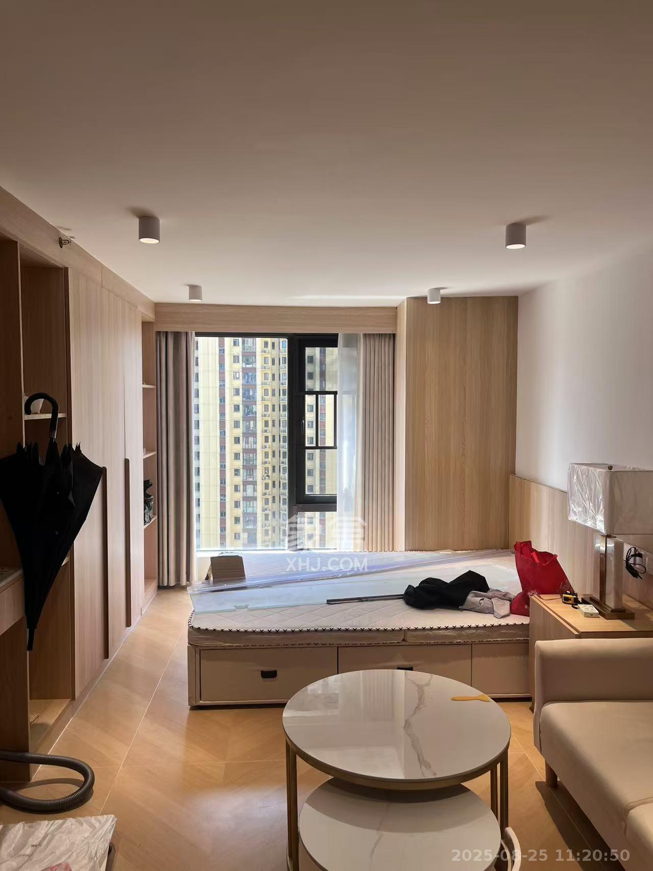 卓越江岸  2室1厅1卫    2000.0元/月 卓越江岸  2室1厅1卫    2000.0元/月室内图