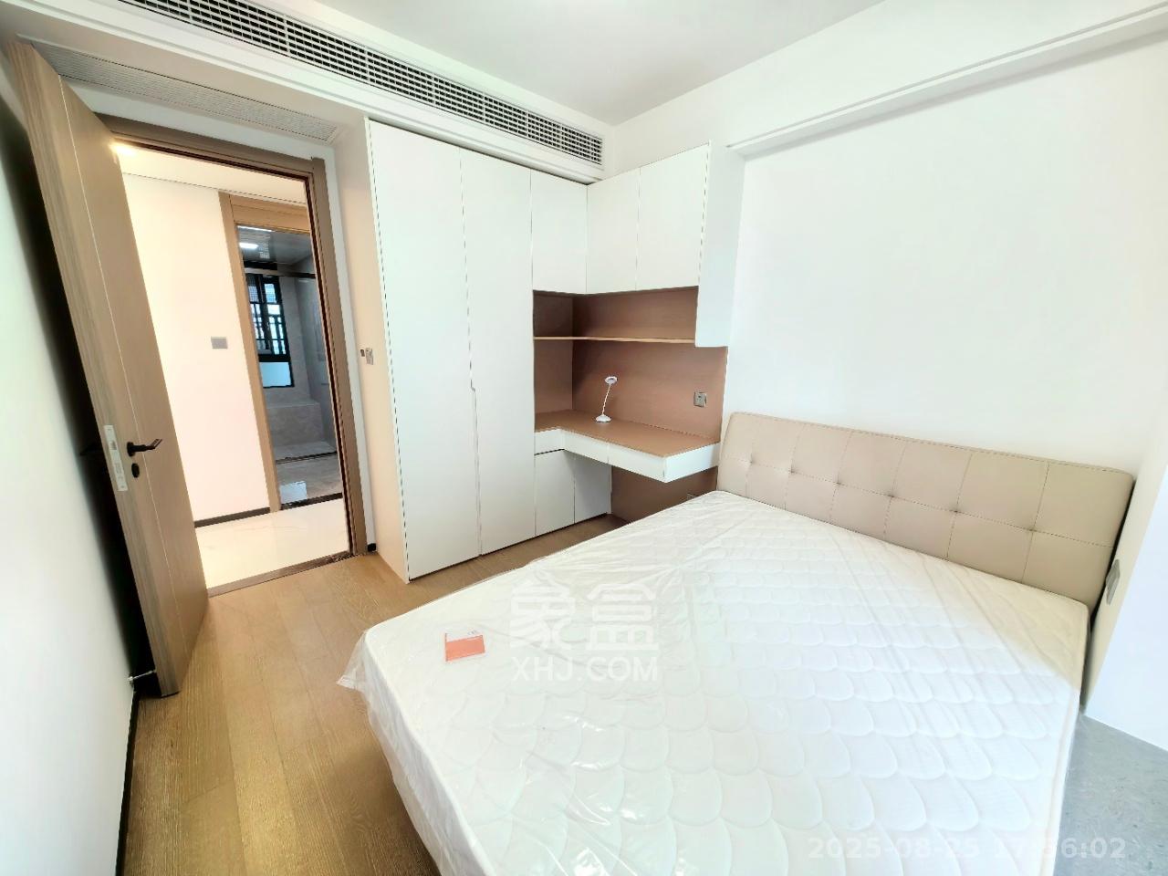 中海麓山境南区 3室2厅2卫 3000.00元/月 中海麓山境南区 3室2厅2卫 3000.00元/月室内图