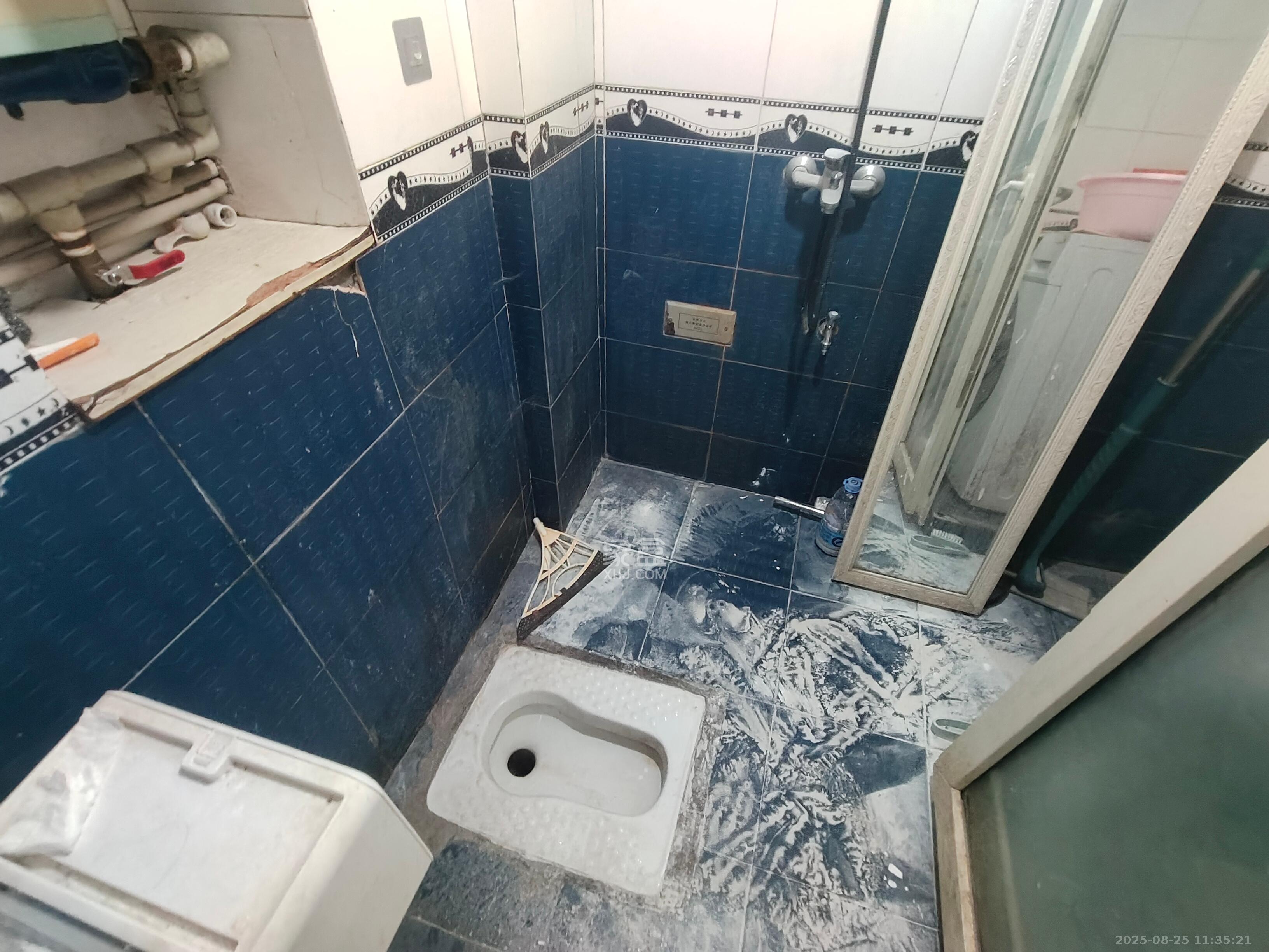 东方公寓  1室0厅0卫   1400.00元/月室内图