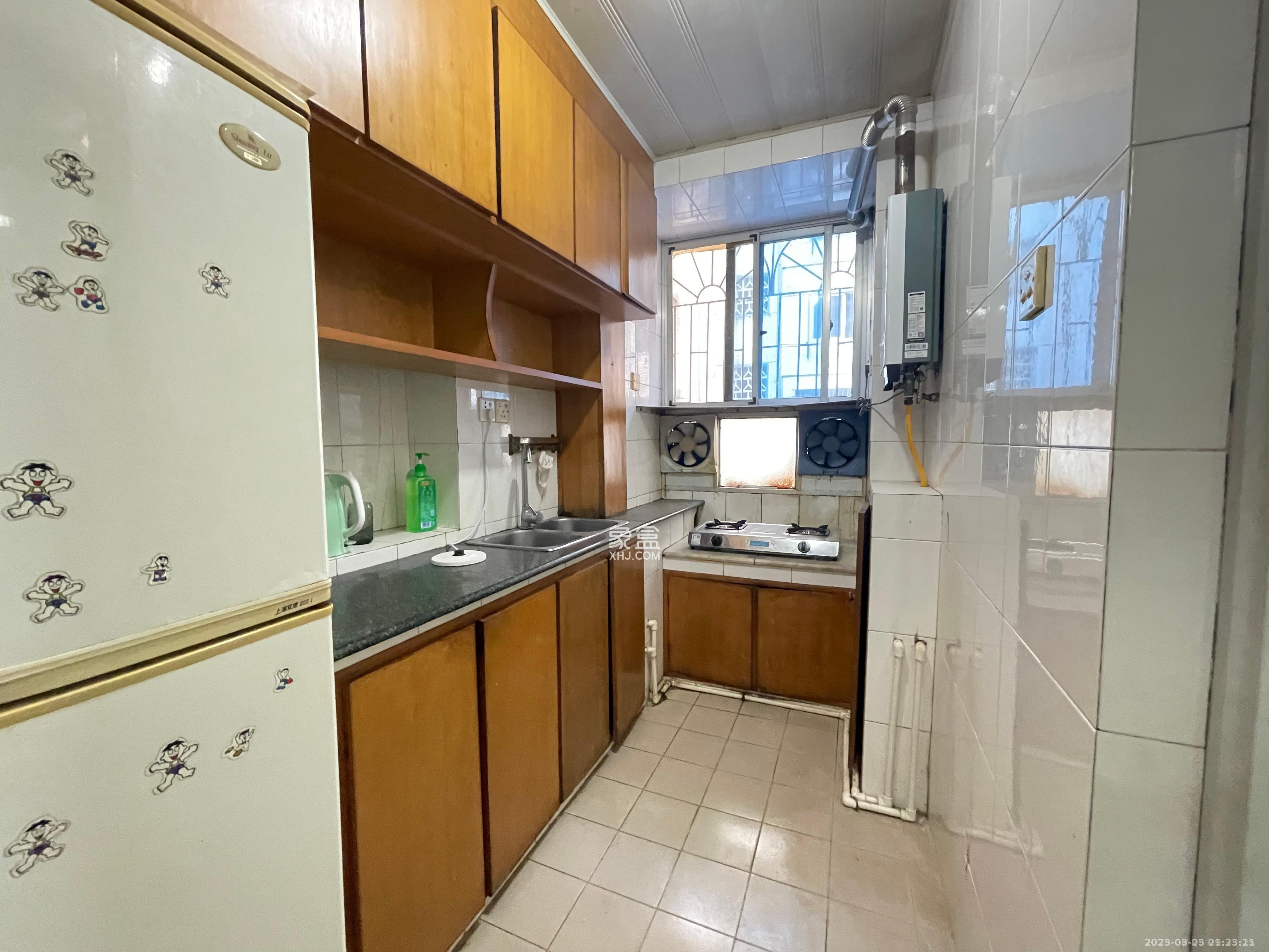 化油器厂宿舍 2室1厅1卫 1600.0元/月 化油器厂宿舍 2室1厅1卫 1600.0元/月室内图