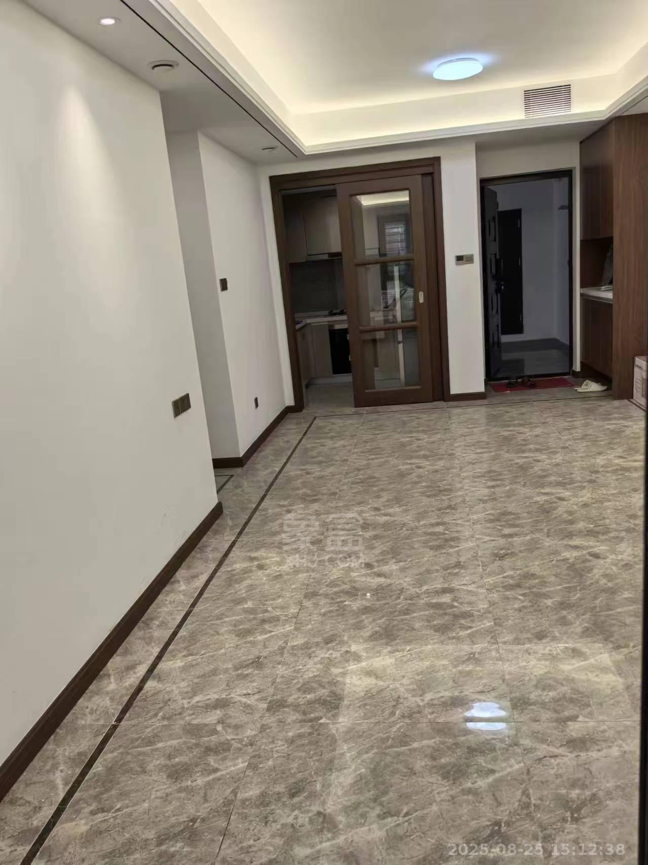 城际空间站 3室2厅2卫 1600.0元/月 城际空间站 3室2厅2卫 1600.0元/月室内图