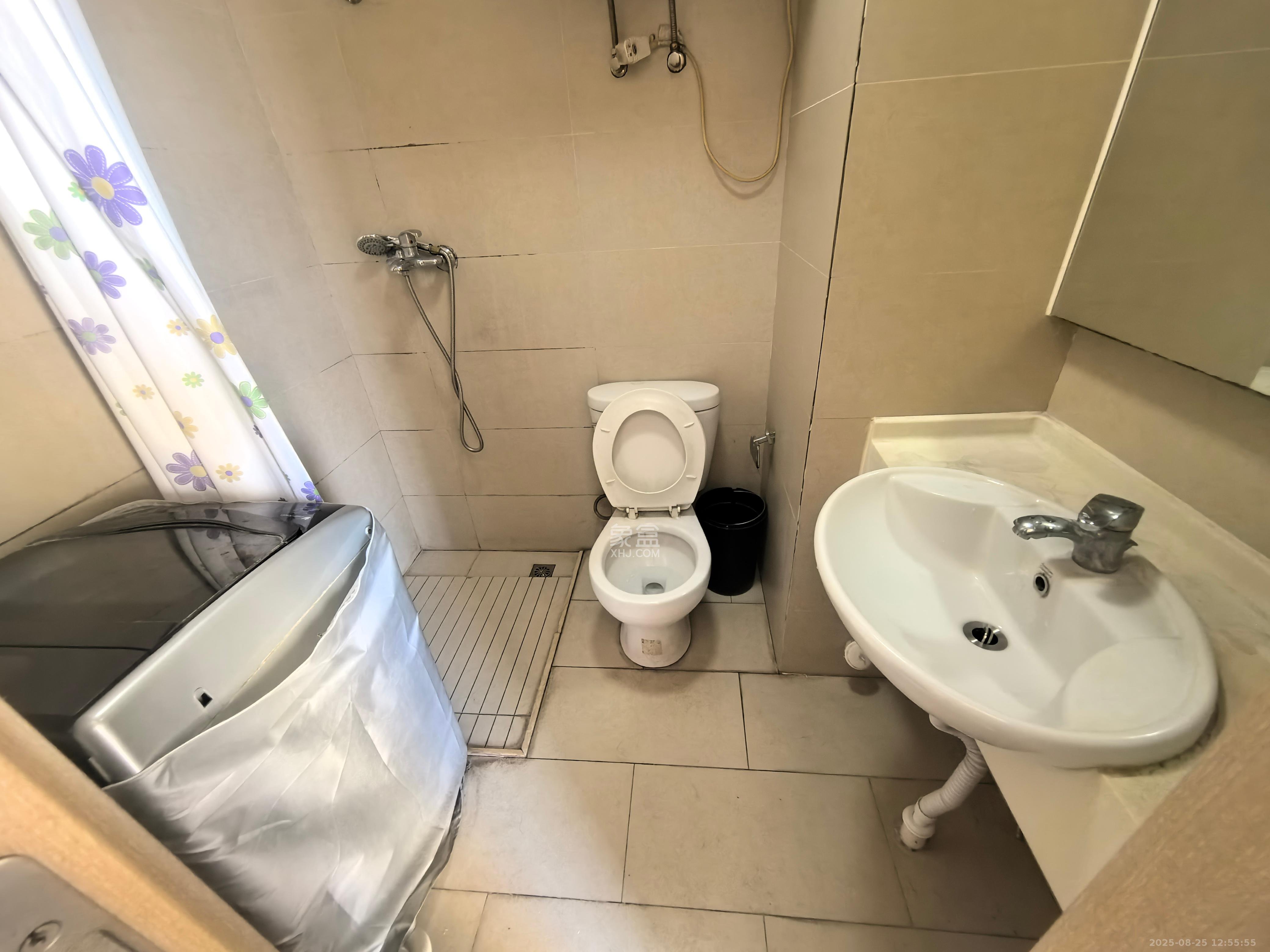 万科金色家园  1室1厅1卫    1100.0元/月 万科金色家园  1室1厅1卫    1100.0元/月室内图