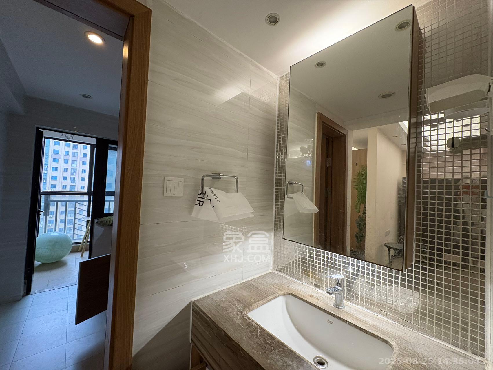 奥林匹克花园贡院二期 1室1厅1卫 1600.0元/月 奥林匹克花园贡院二期 1室1厅1卫 1600.0元/月室内图