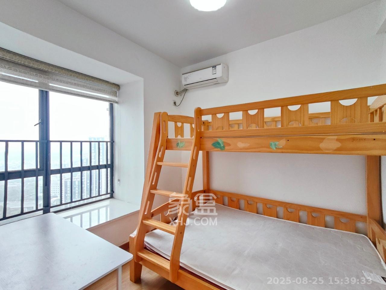 兰亭都荟（璟峰苑）  3室2厅1卫   2800.00元/月室内图