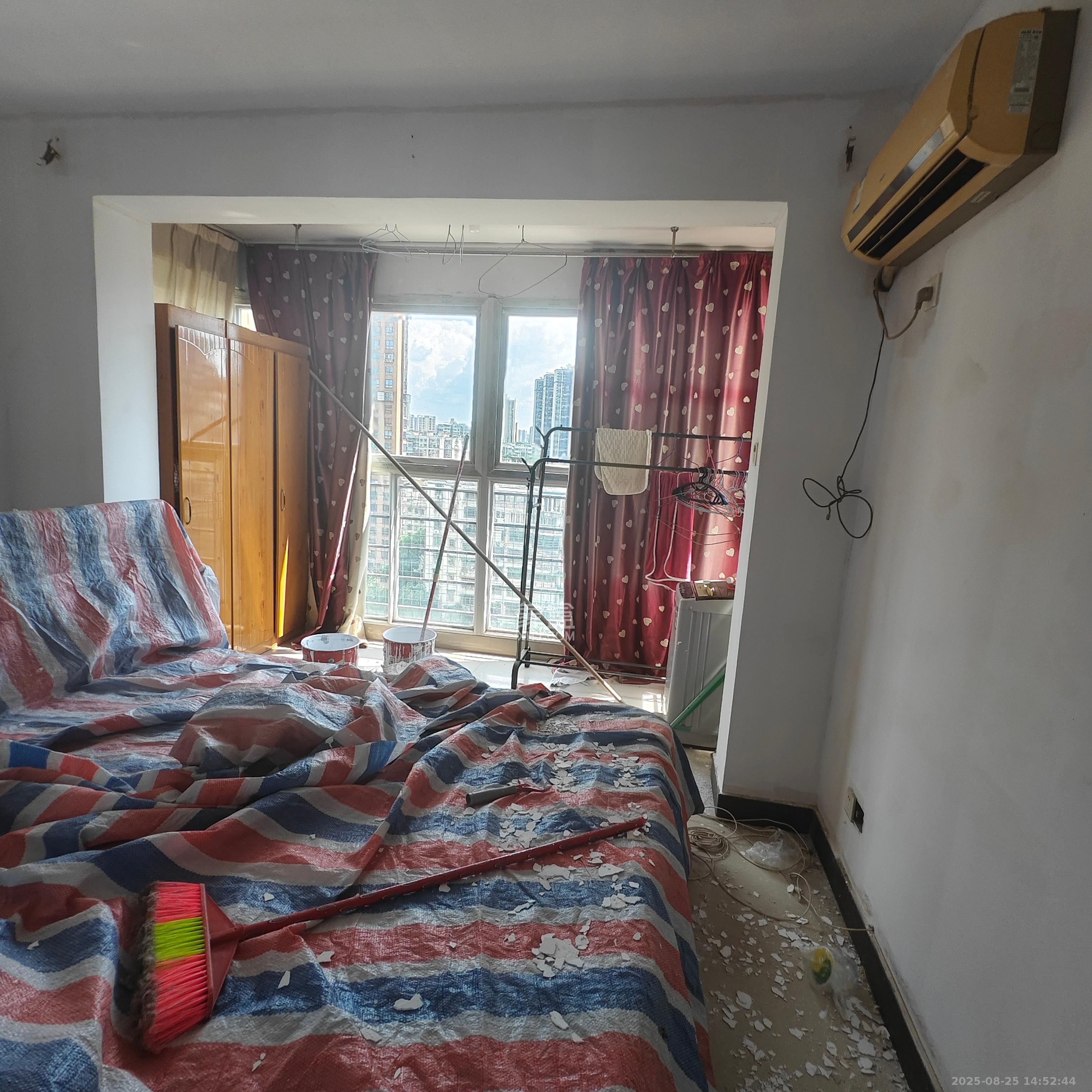 标准件厂宿舍(长沙标准件总厂宿舍)  1室0厅0卫    1500.0元/月 标准件厂宿舍(长沙标准件总厂宿舍)  1室0厅0卫    1500.0元/月