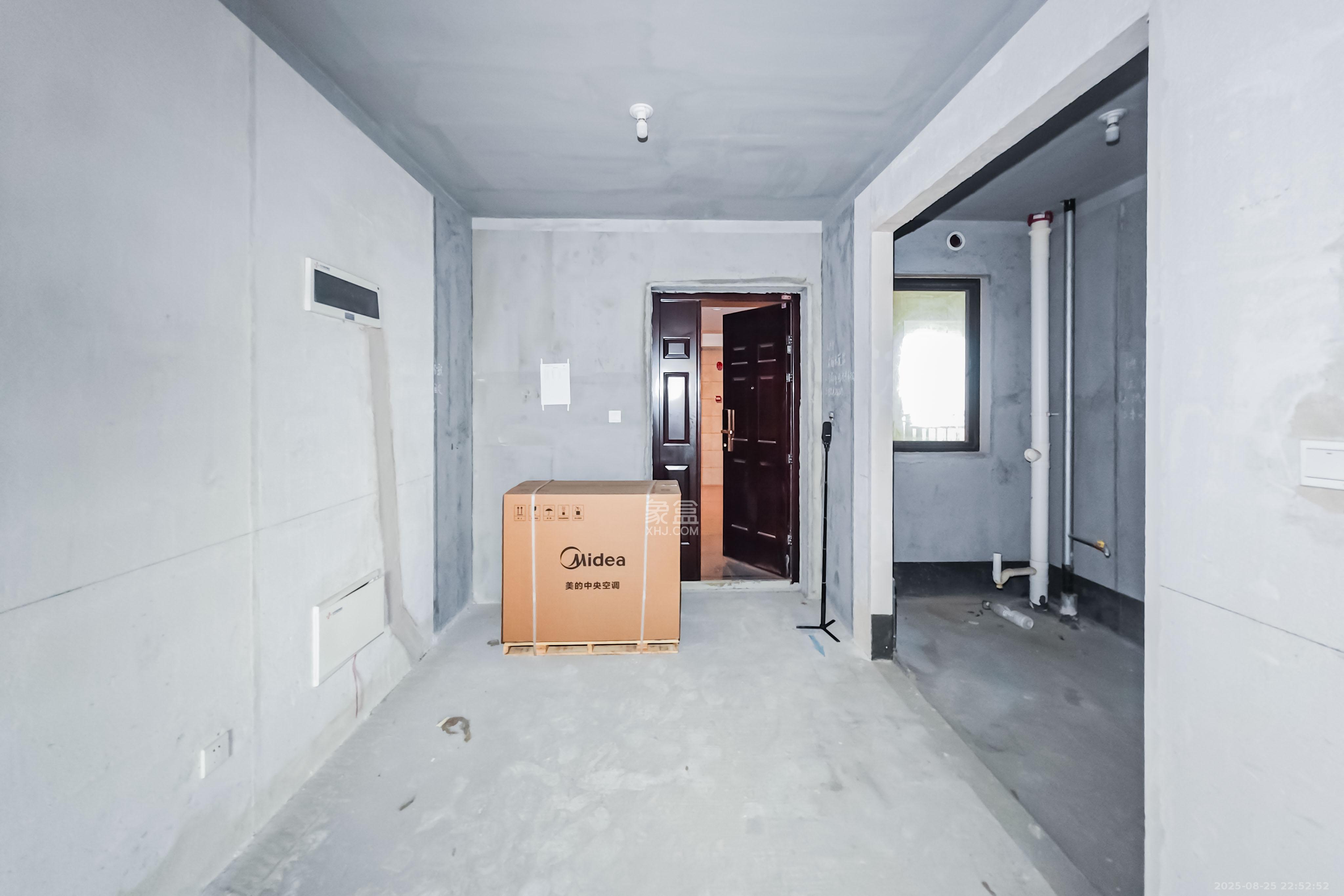 中天星耀城 3室2厅2卫 104.0万 中天星耀城 3室2厅2卫 104.0万其他